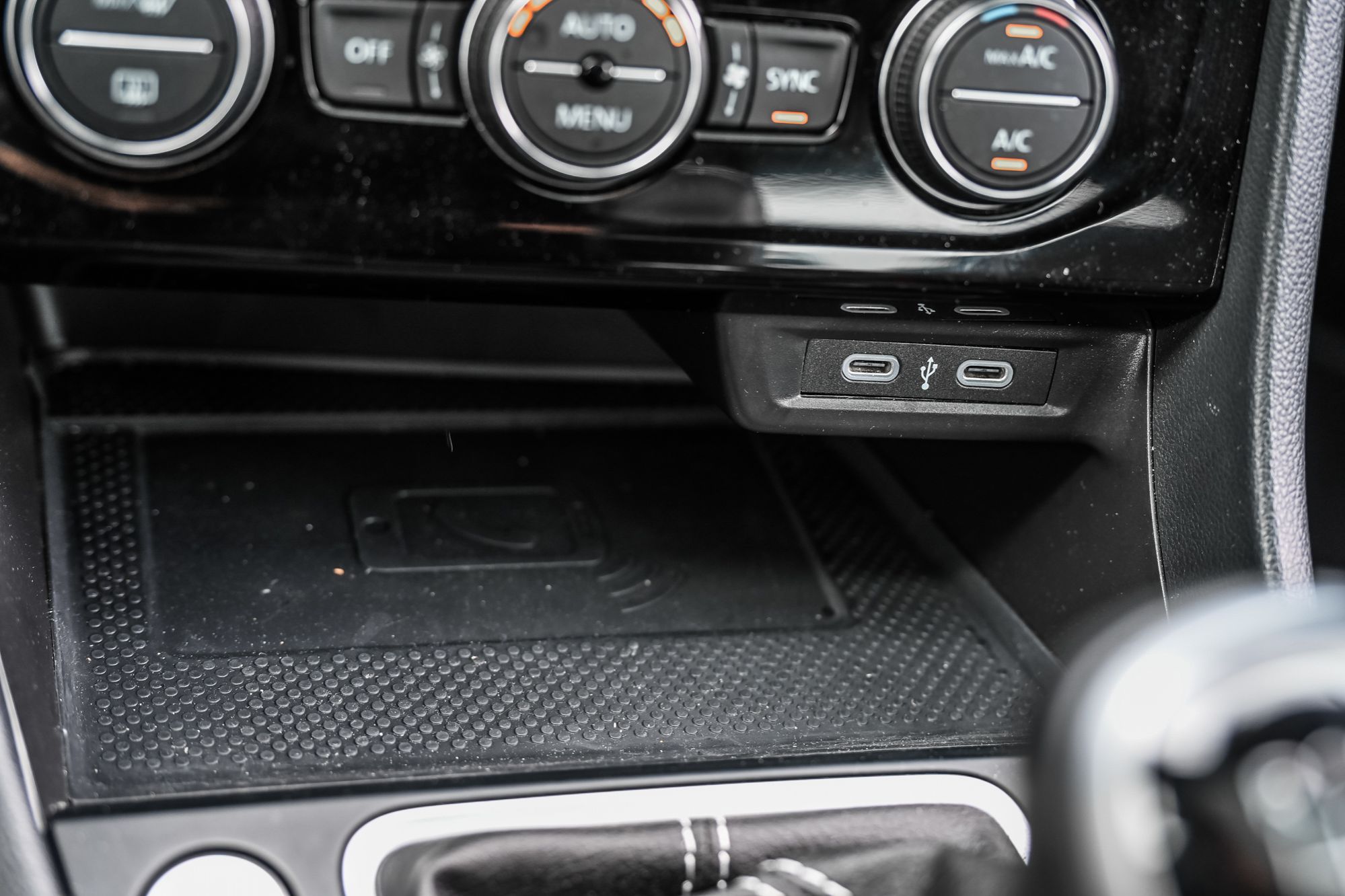 Volkswagen Jetta  2024