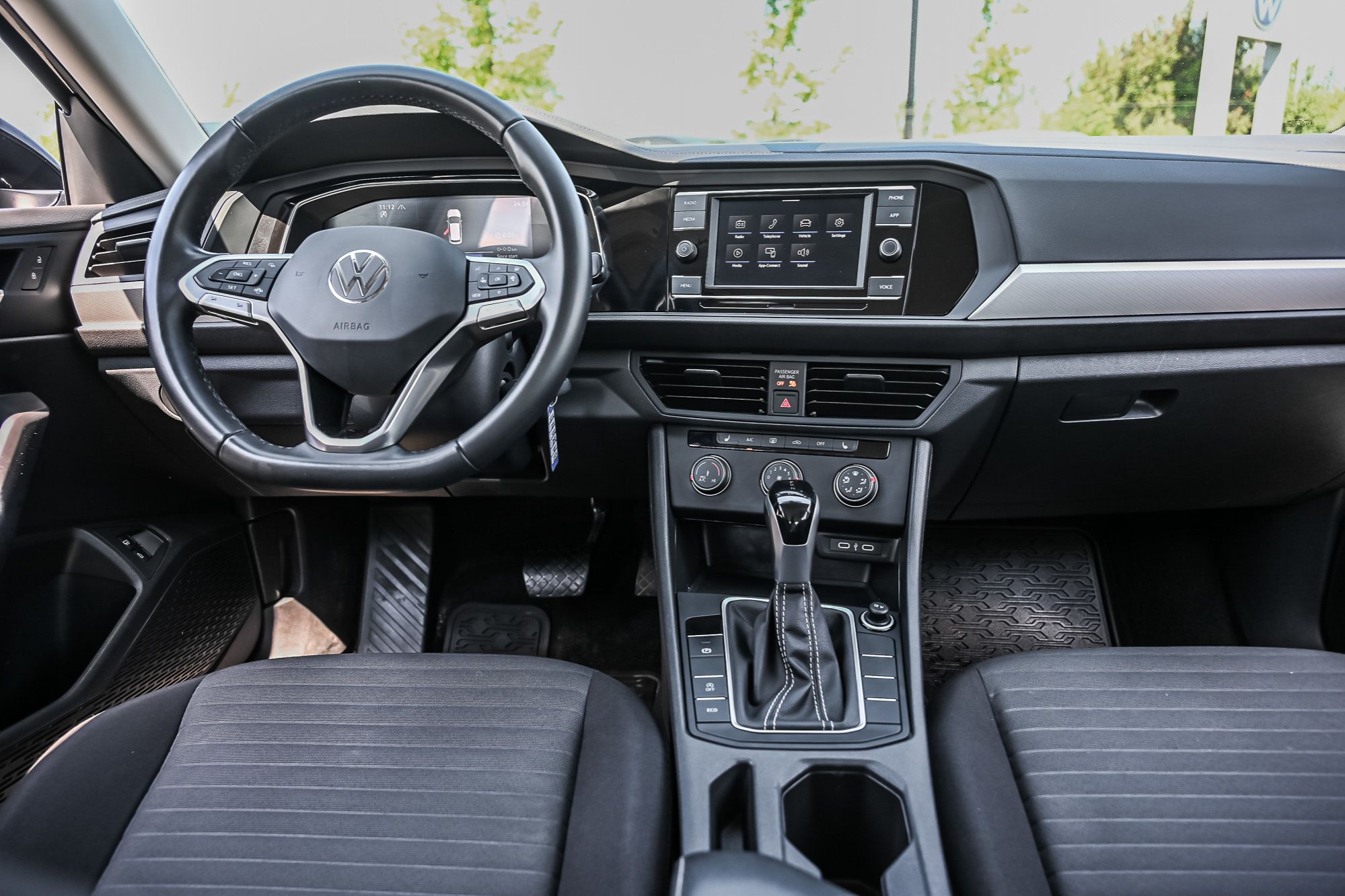 Volkswagen Jetta  2024 à Saint-Bruno-de-Montarville, Québec