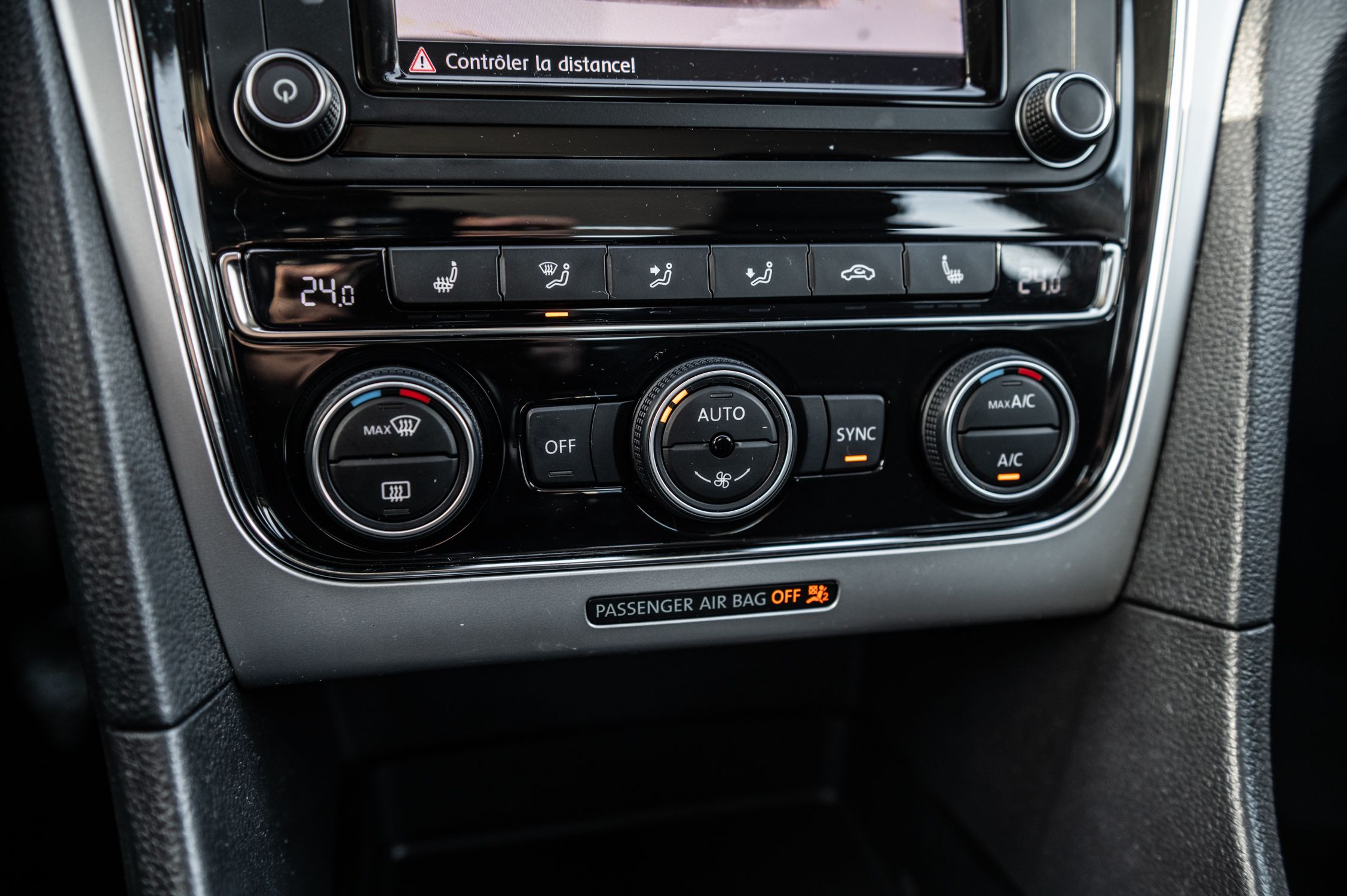 2016 Volkswagen Passat in Saint-Bruno-de-Montarville, Quebec