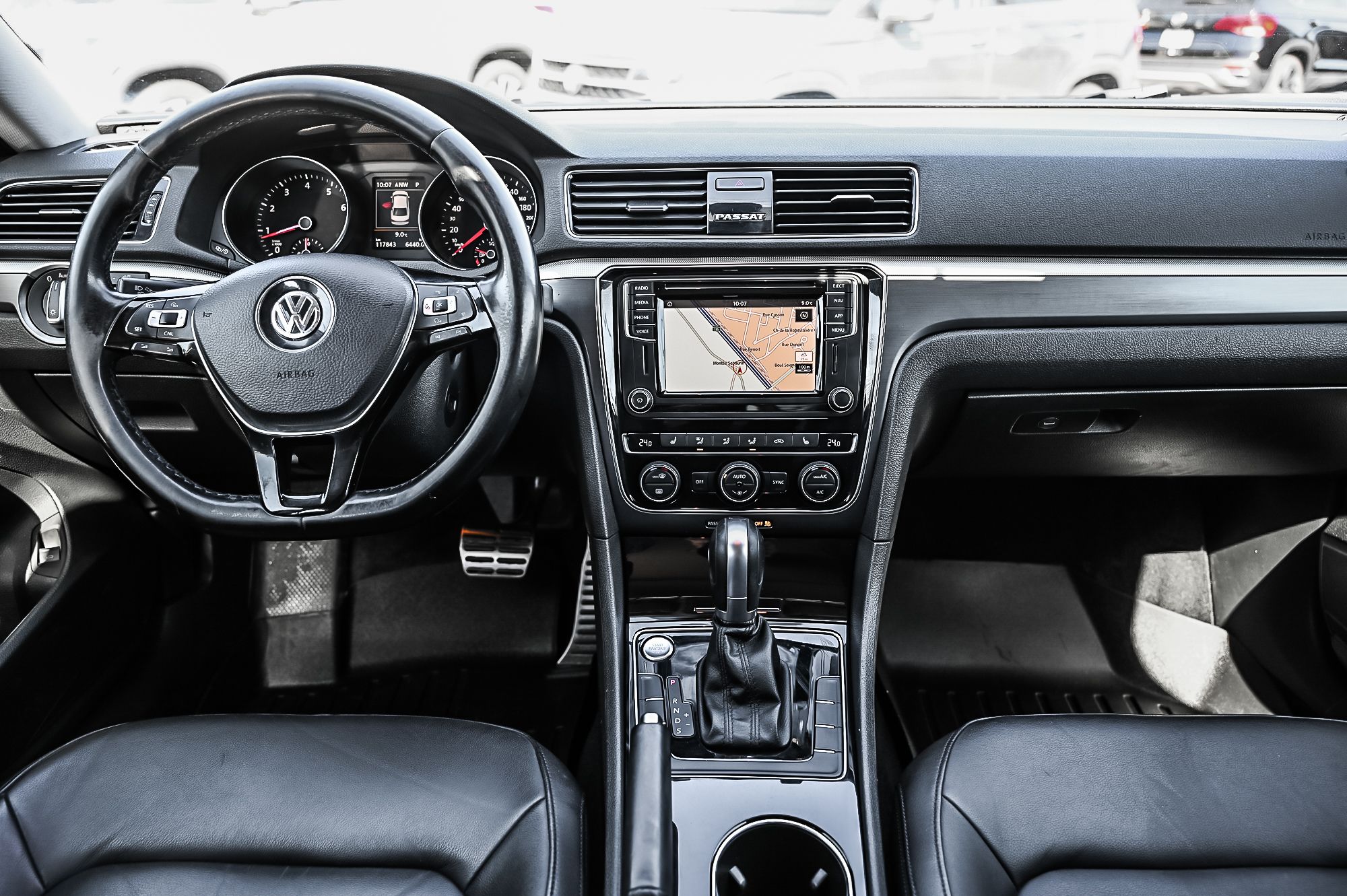 2018 Volkswagen Passat in Saint-Bruno-de-Montarville, Quebec