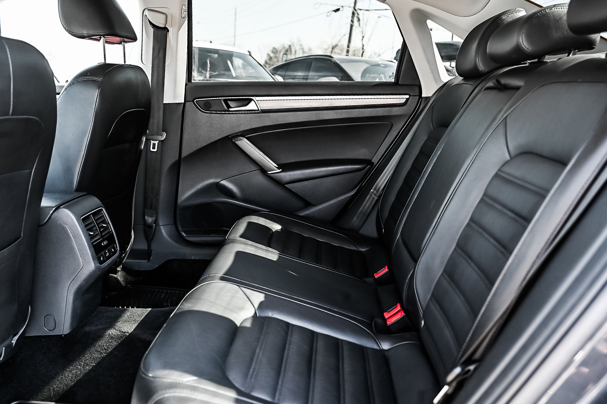 2018 Volkswagen Passat in Saint-Bruno-de-Montarville, Quebec