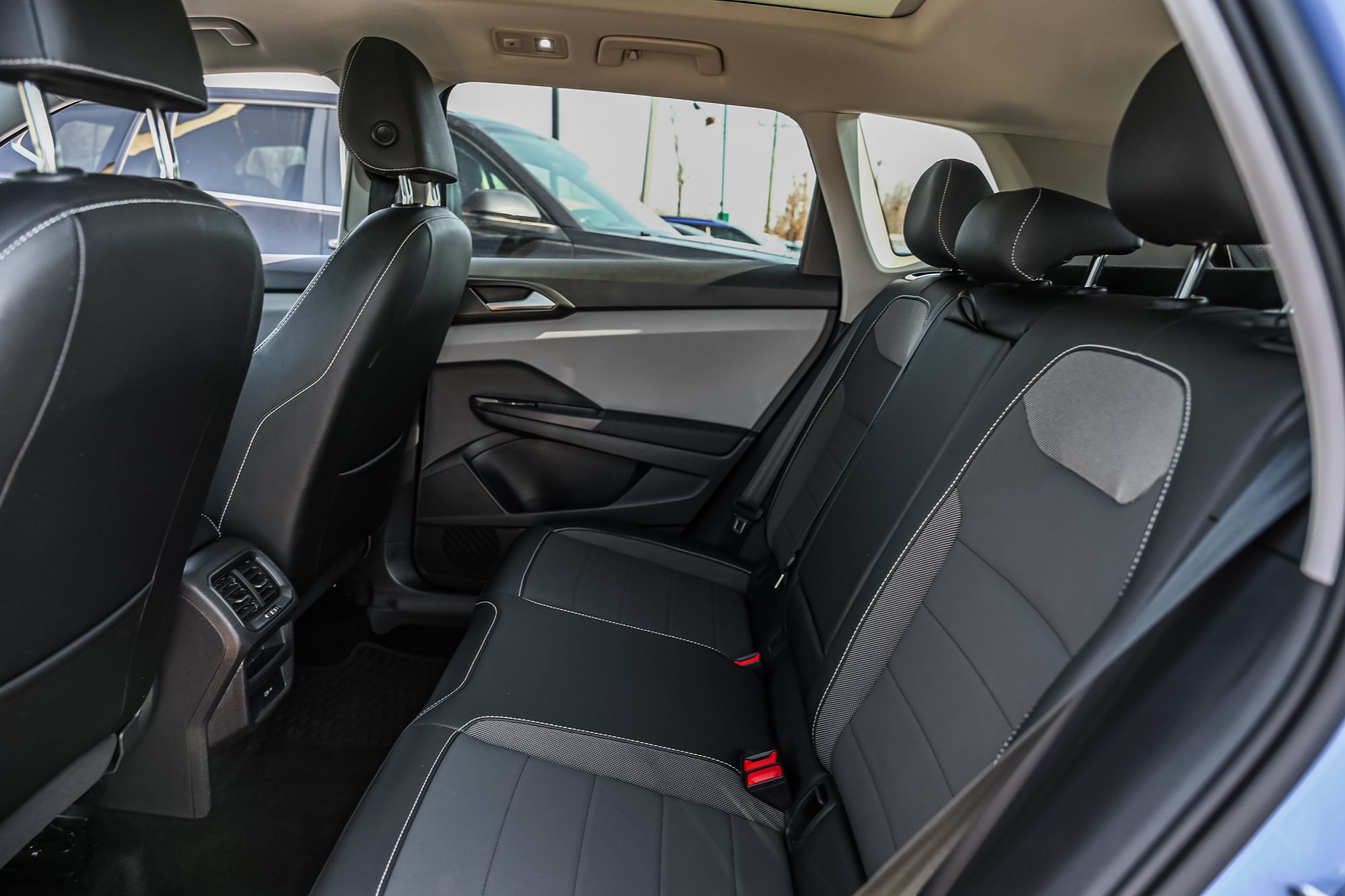 2022 Volkswagen Taos in Saint-Bruno-de-Montarville, Quebec