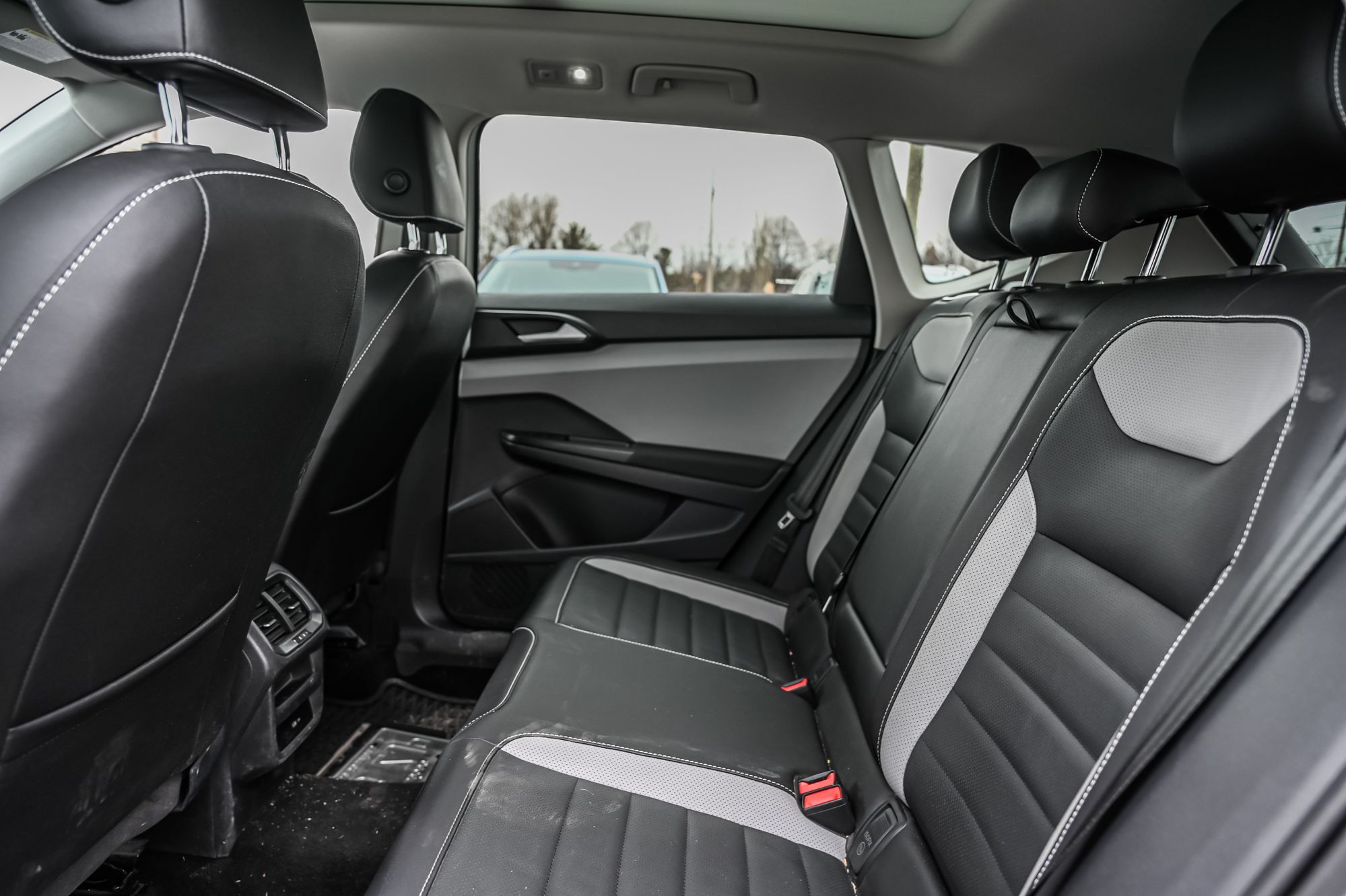 Volkswagen Taos  2022 à Saint-Bruno-de-Montarville, Québec