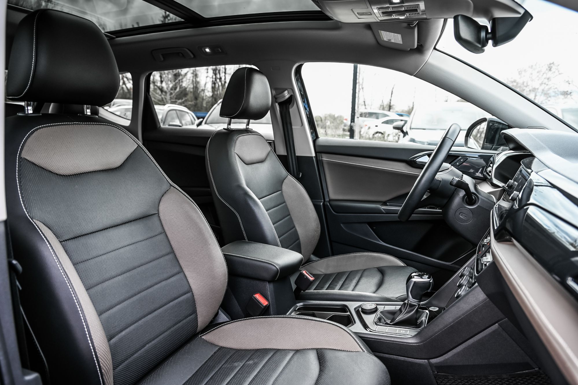 Volkswagen Taos  2022 à Saint-Bruno-de-Montarville, Québec