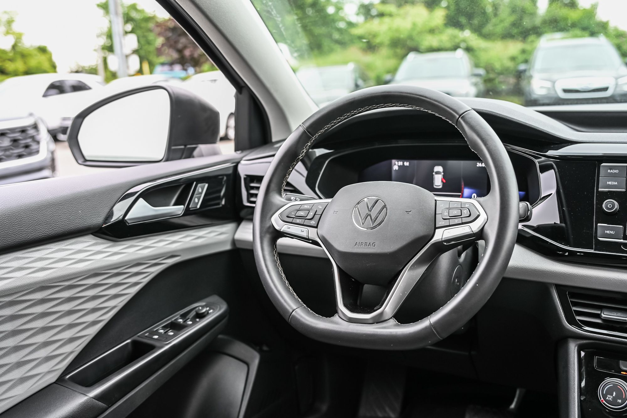 Volkswagen Taos  2023 à Saint-Bruno-de-Montarville, Québec