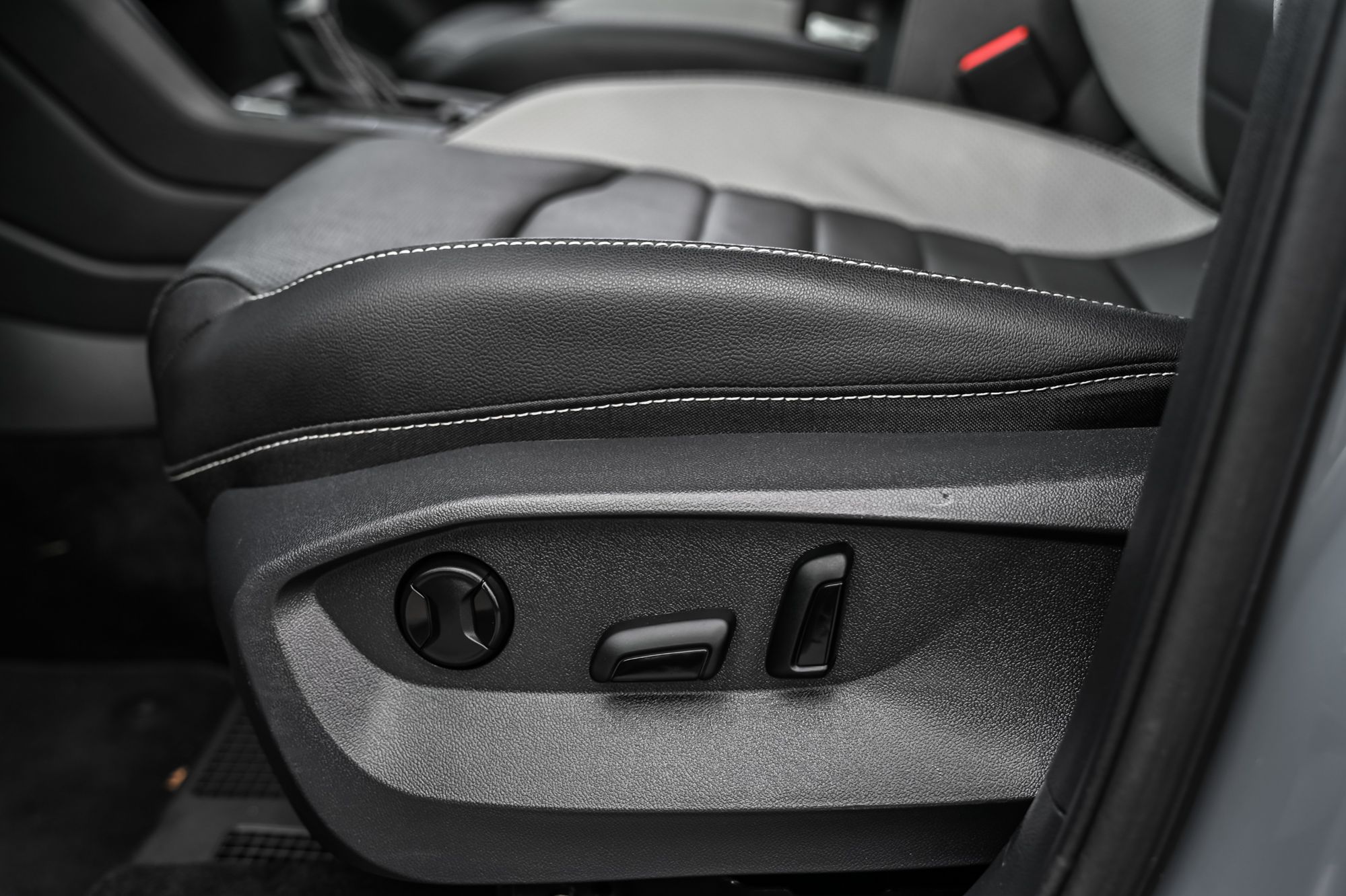 2023 Volkswagen Taos