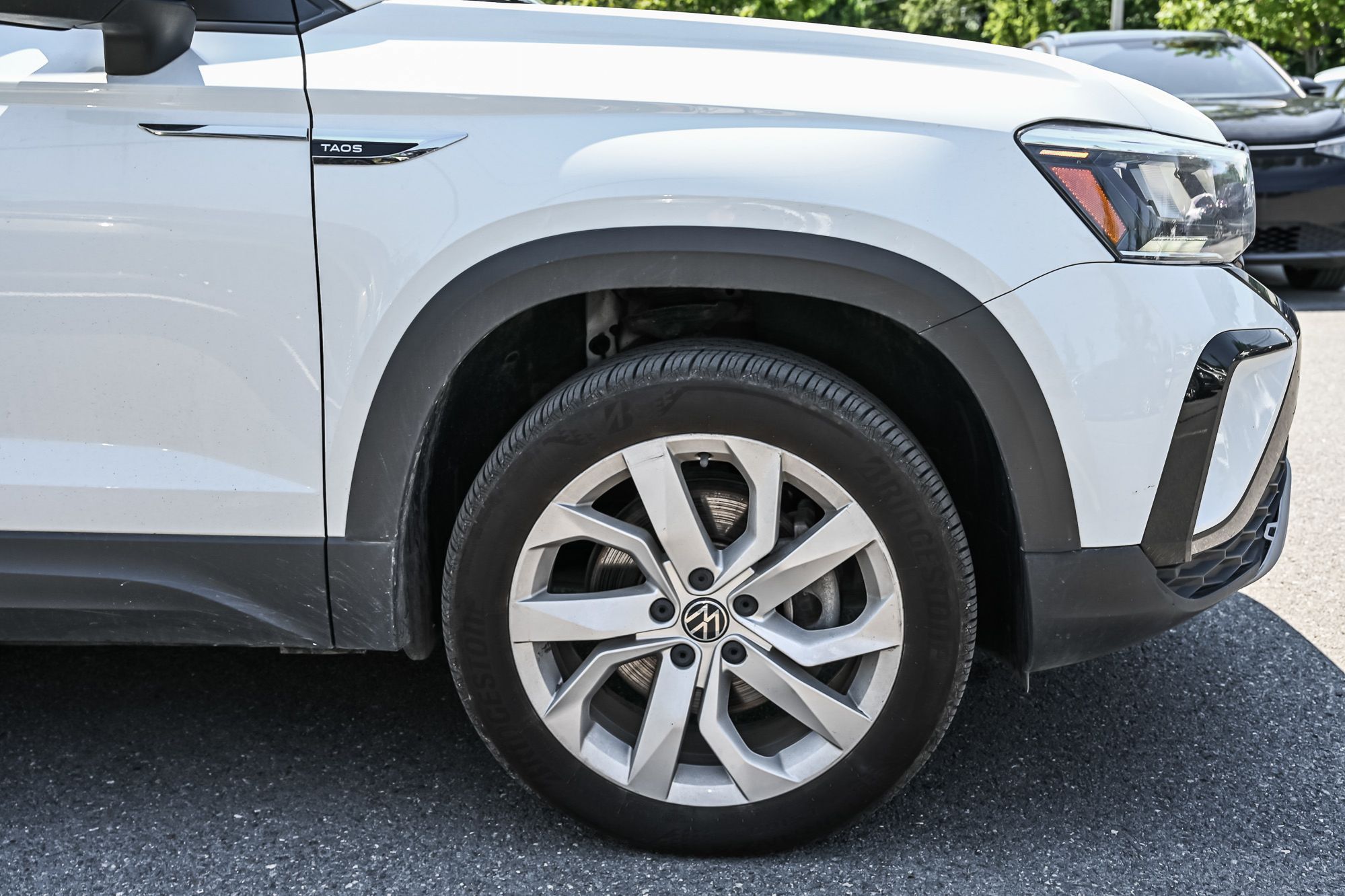 Volkswagen Taos  2023 à Saint-Bruno-de-Montarville, Québec