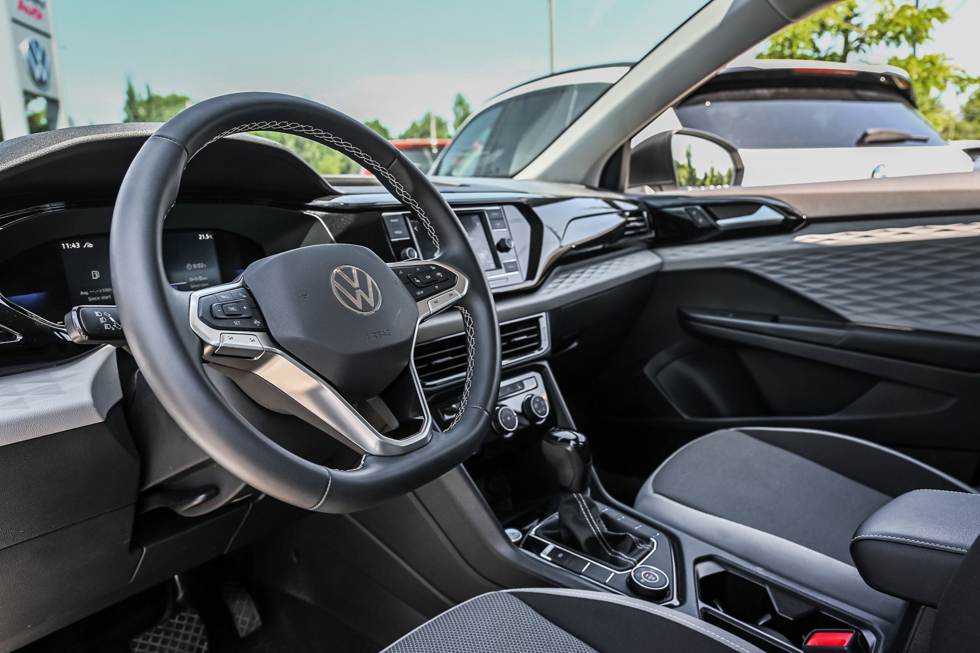 Volkswagen Taos  2023 à Saint-Bruno-de-Montarville, Québec