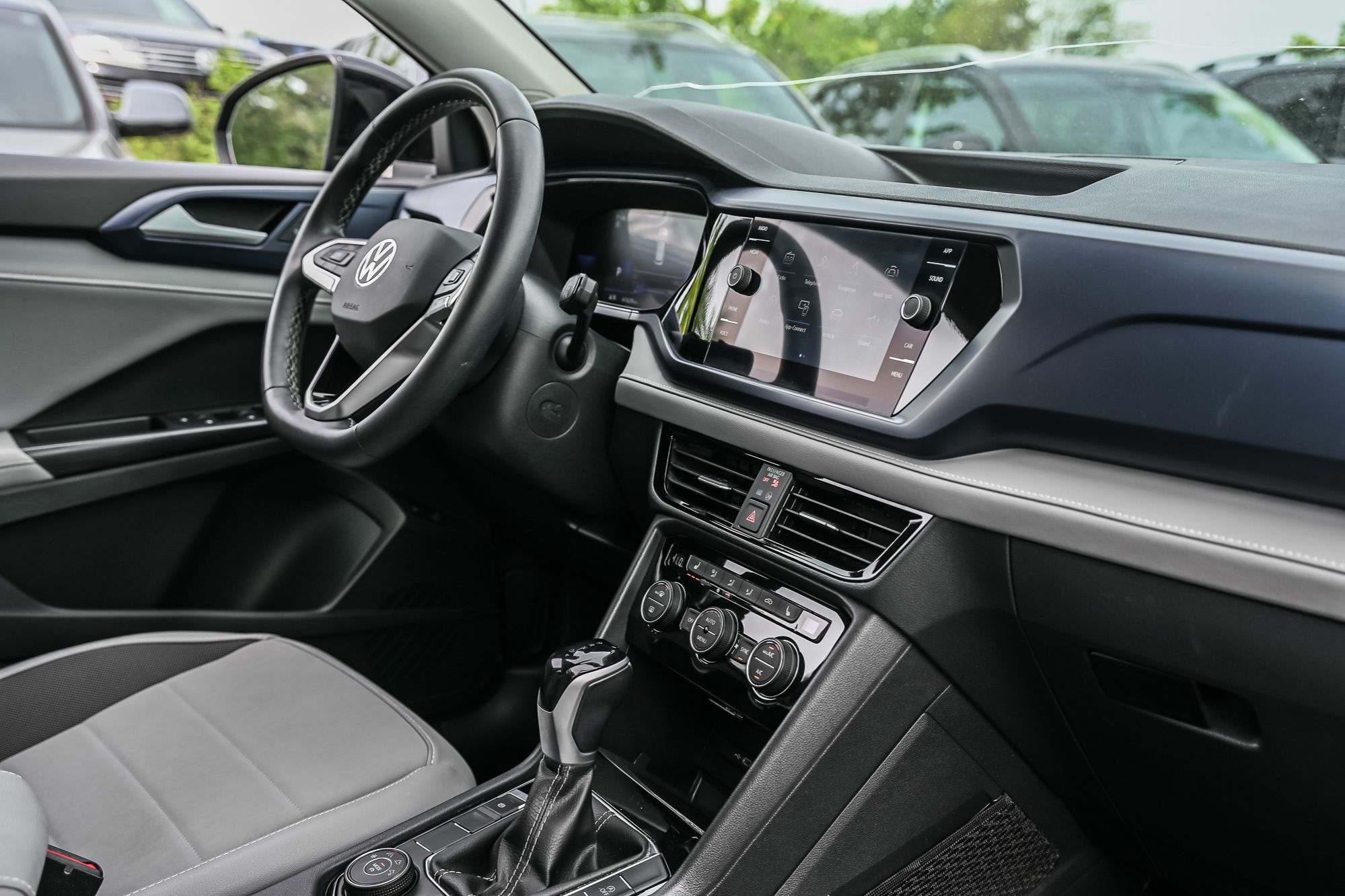 2024 Volkswagen Taos in Saint-Bruno-de-Montarville, Quebec