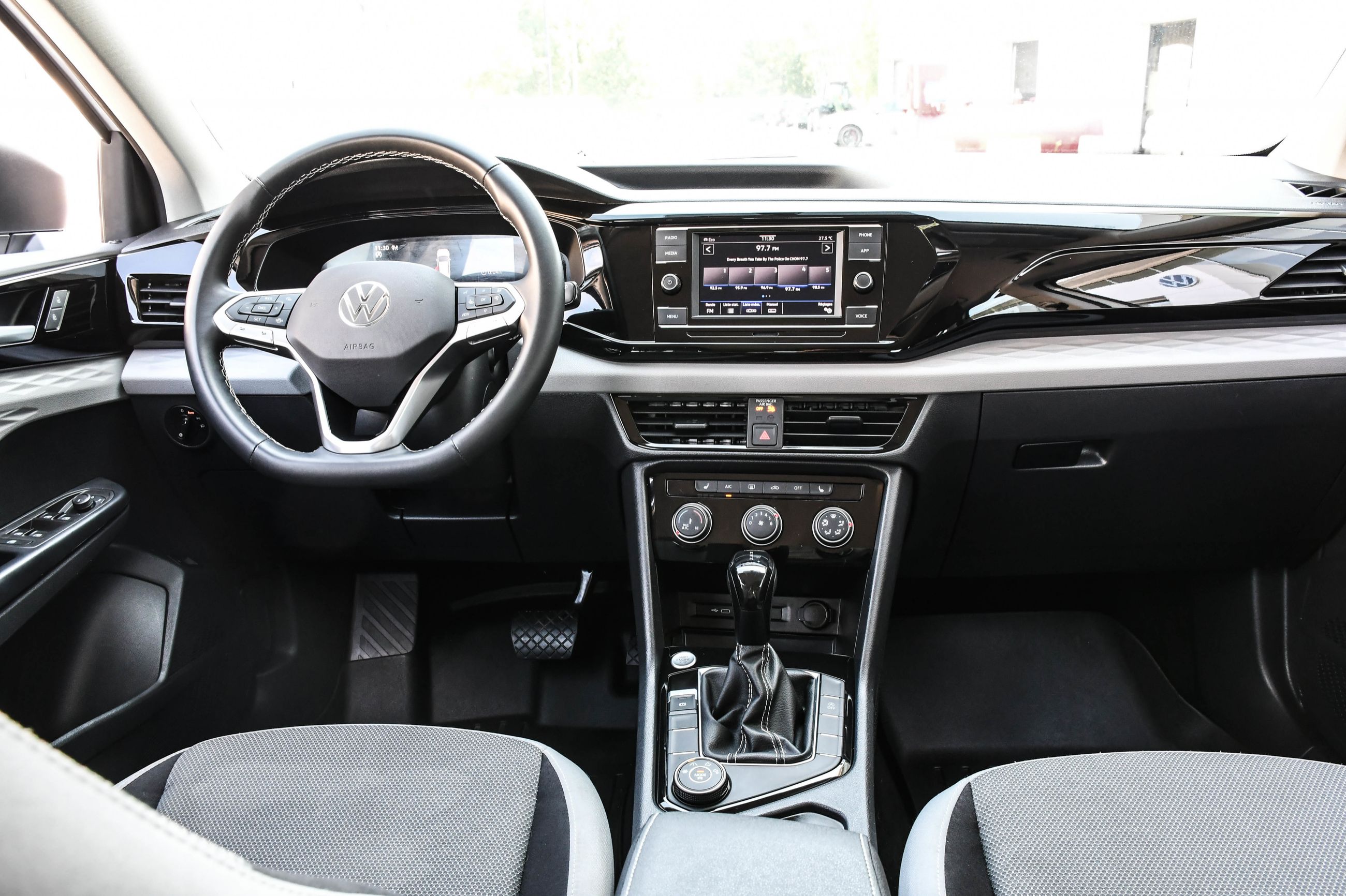 Volkswagen Taos  2024 à Saint-Bruno-de-Montarville, Québec
