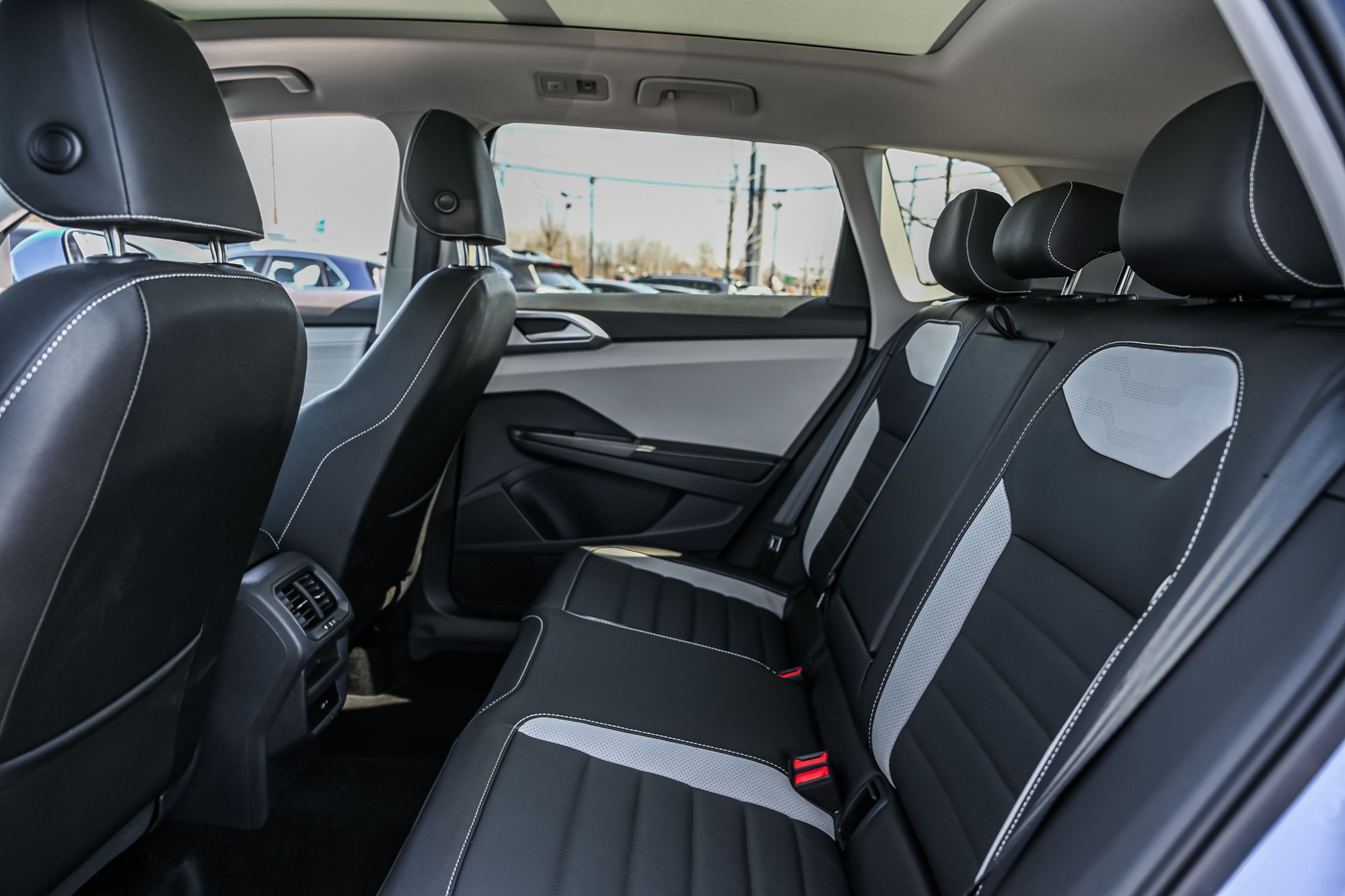 2025 Volkswagen Taos in Saint-Bruno-de-Montarville, Quebec
