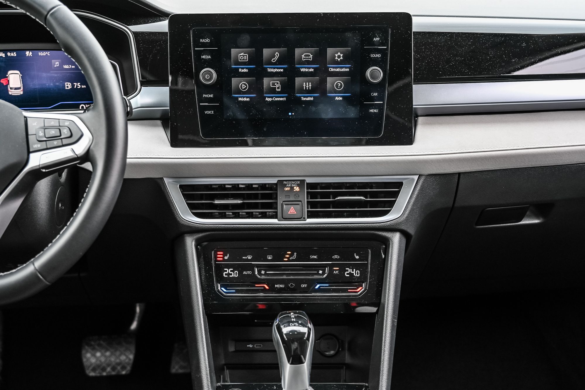 2025 Volkswagen Taos in Saint-Bruno-de-Montarville, Quebec
