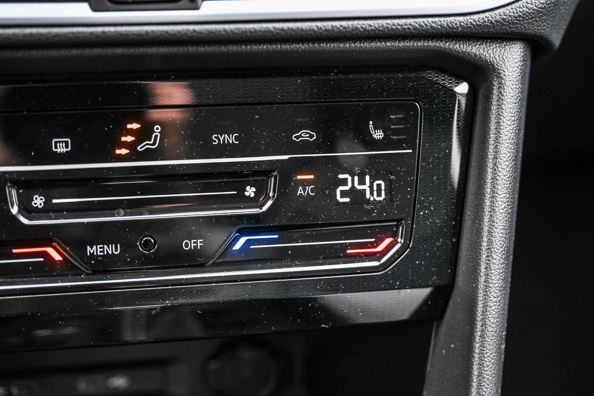 2025 Volkswagen Taos in Saint-Bruno-de-Montarville, Quebec