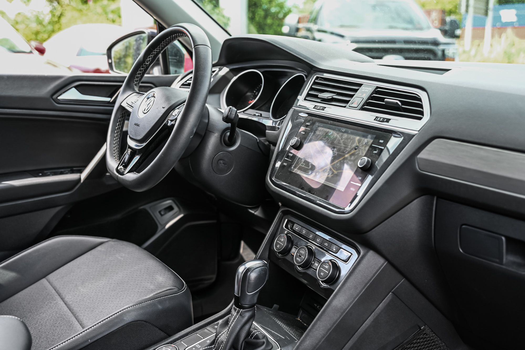 Volkswagen Tiguan  2021 à Saint-Bruno-de-Montarville, Québec