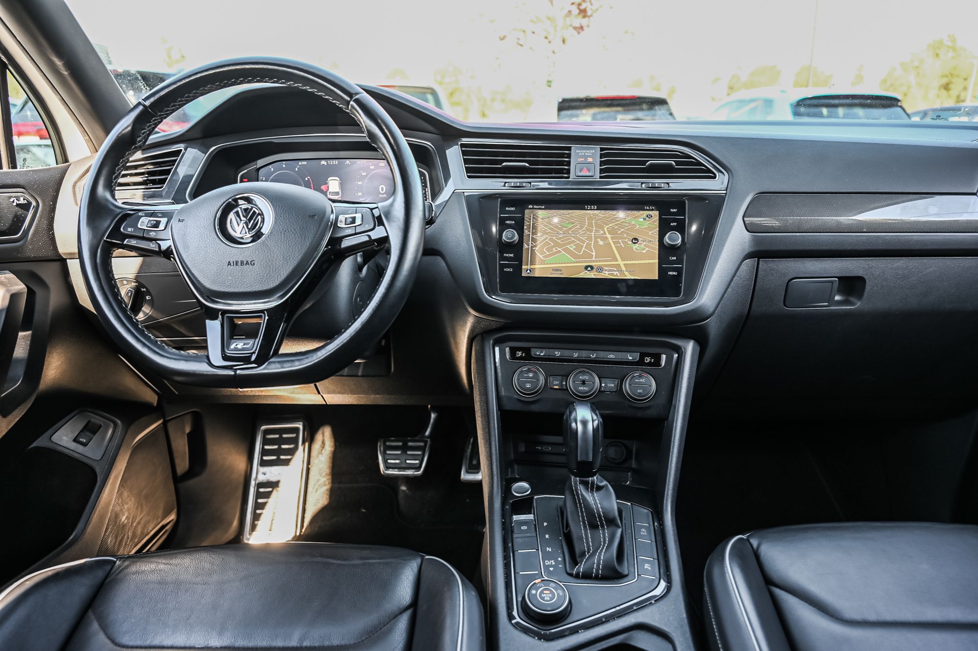 Volkswagen Tiguan  2021