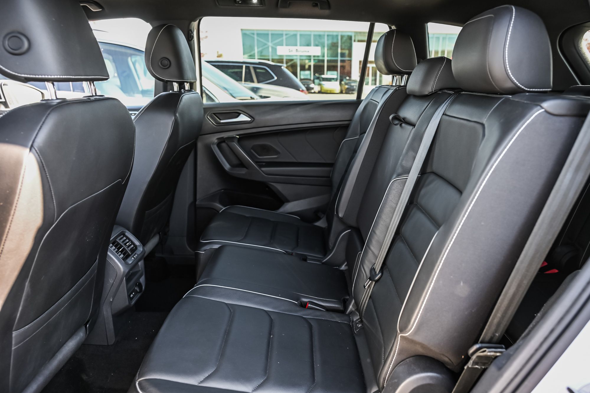 Volkswagen Tiguan  2021