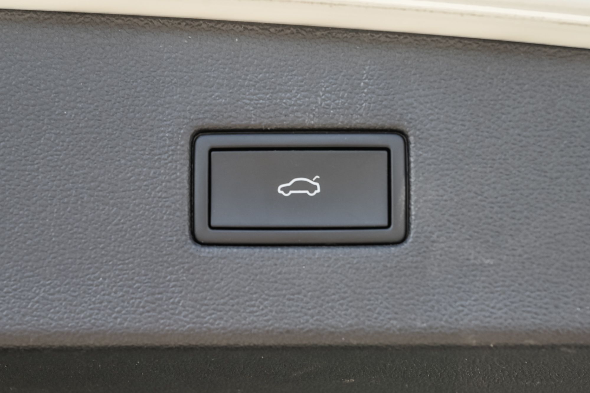 Volkswagen Tiguan  2021