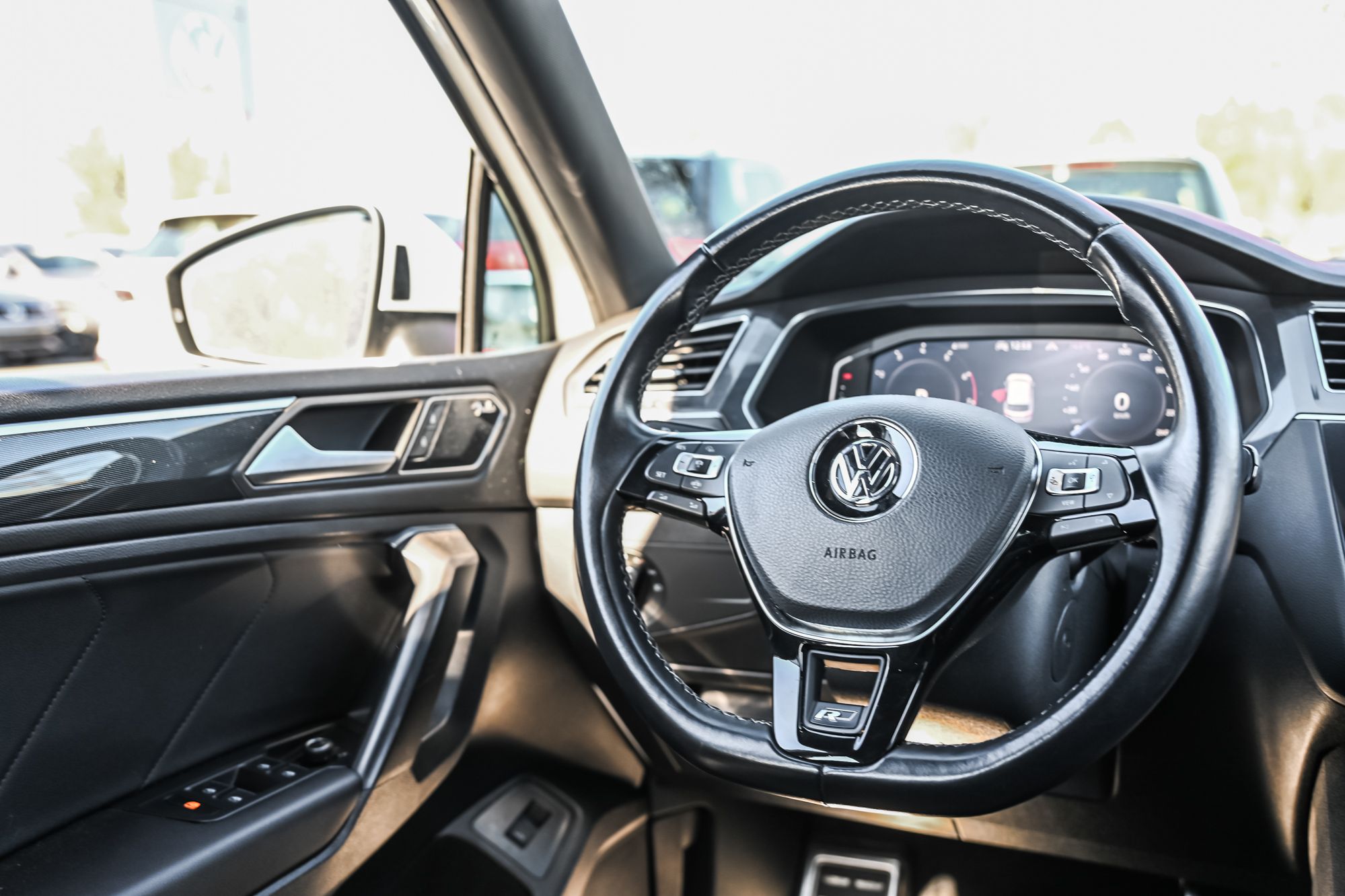 Volkswagen Tiguan  2021