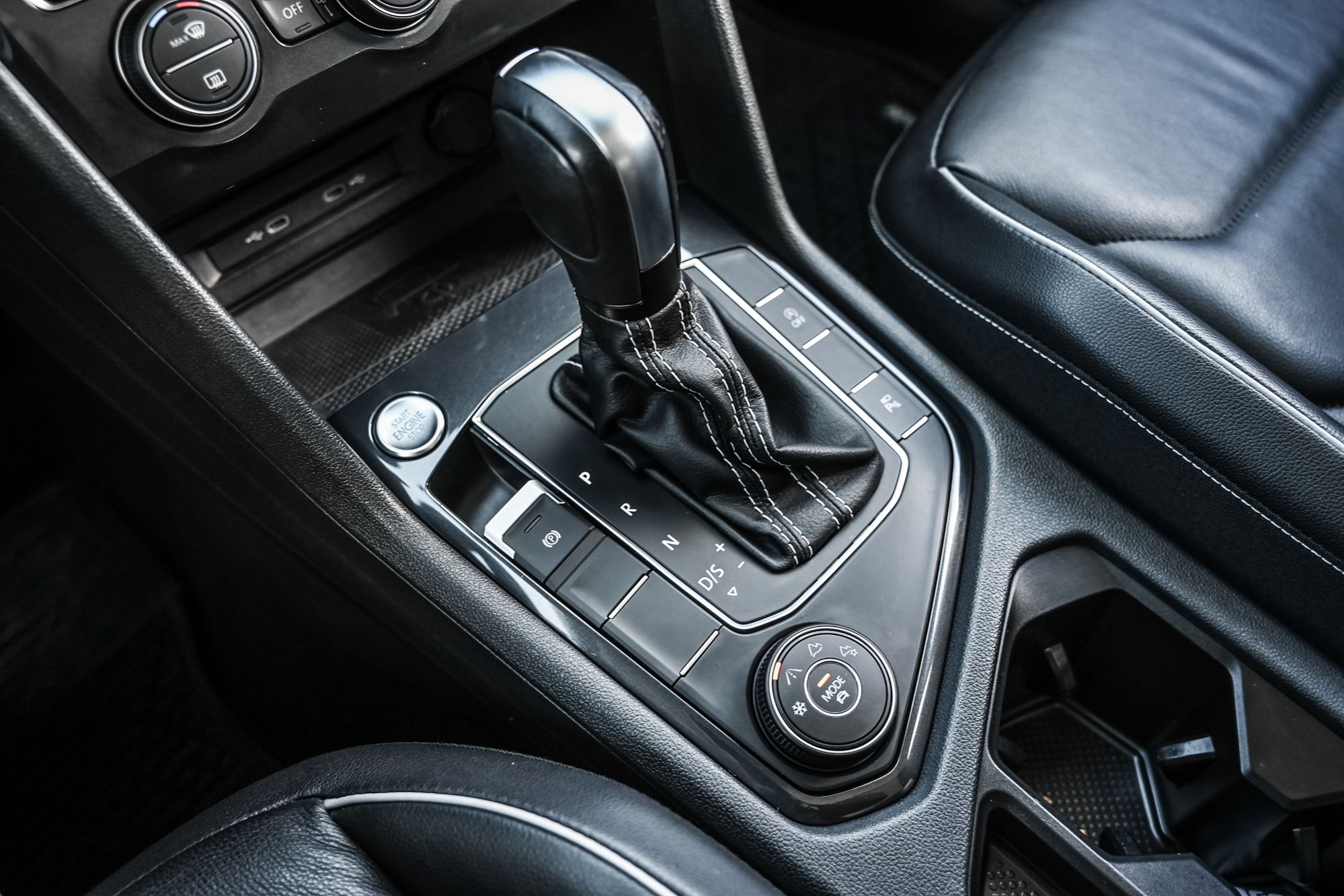 Volkswagen Tiguan  2021