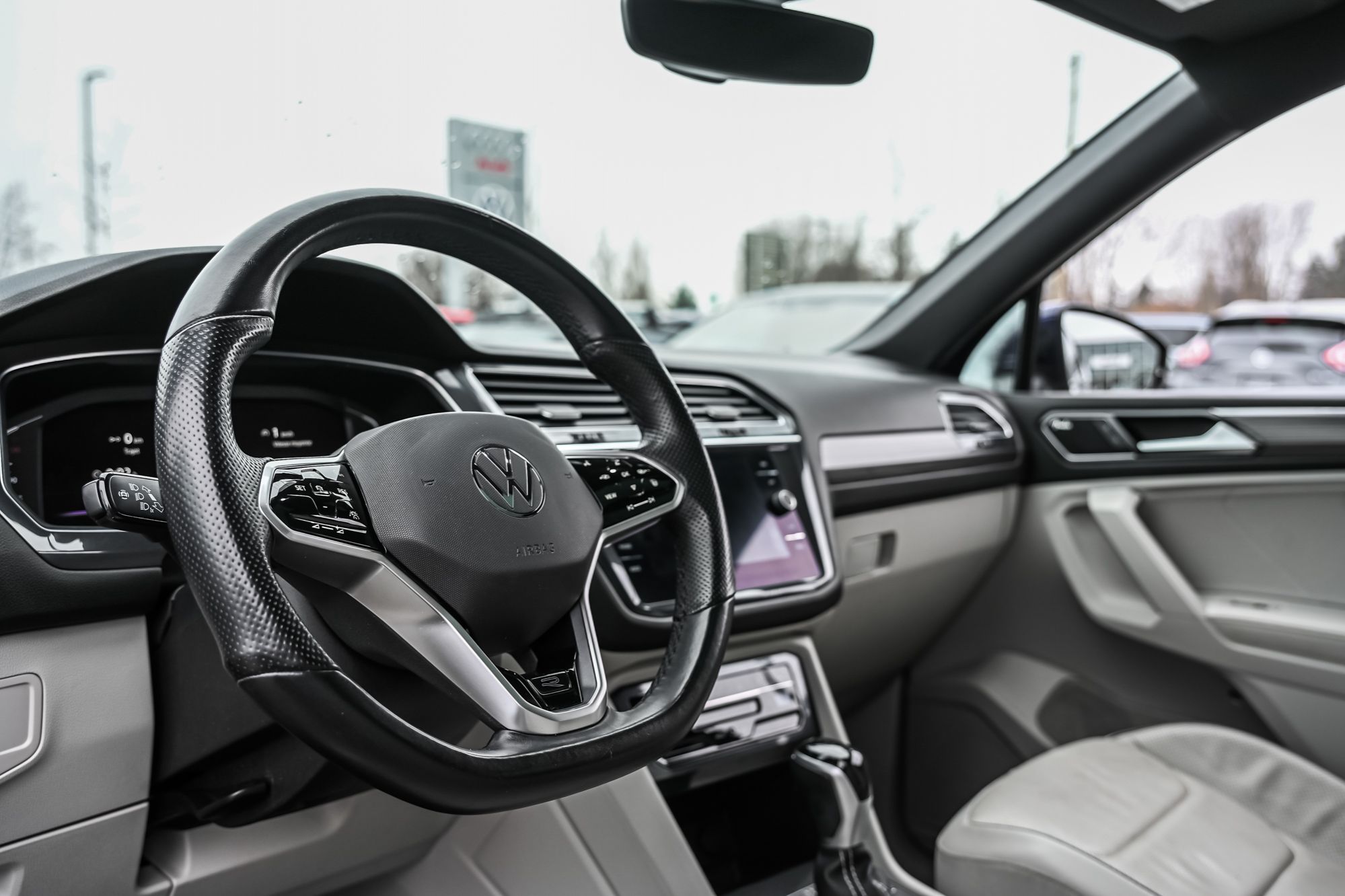 Volkswagen Tiguan  2022