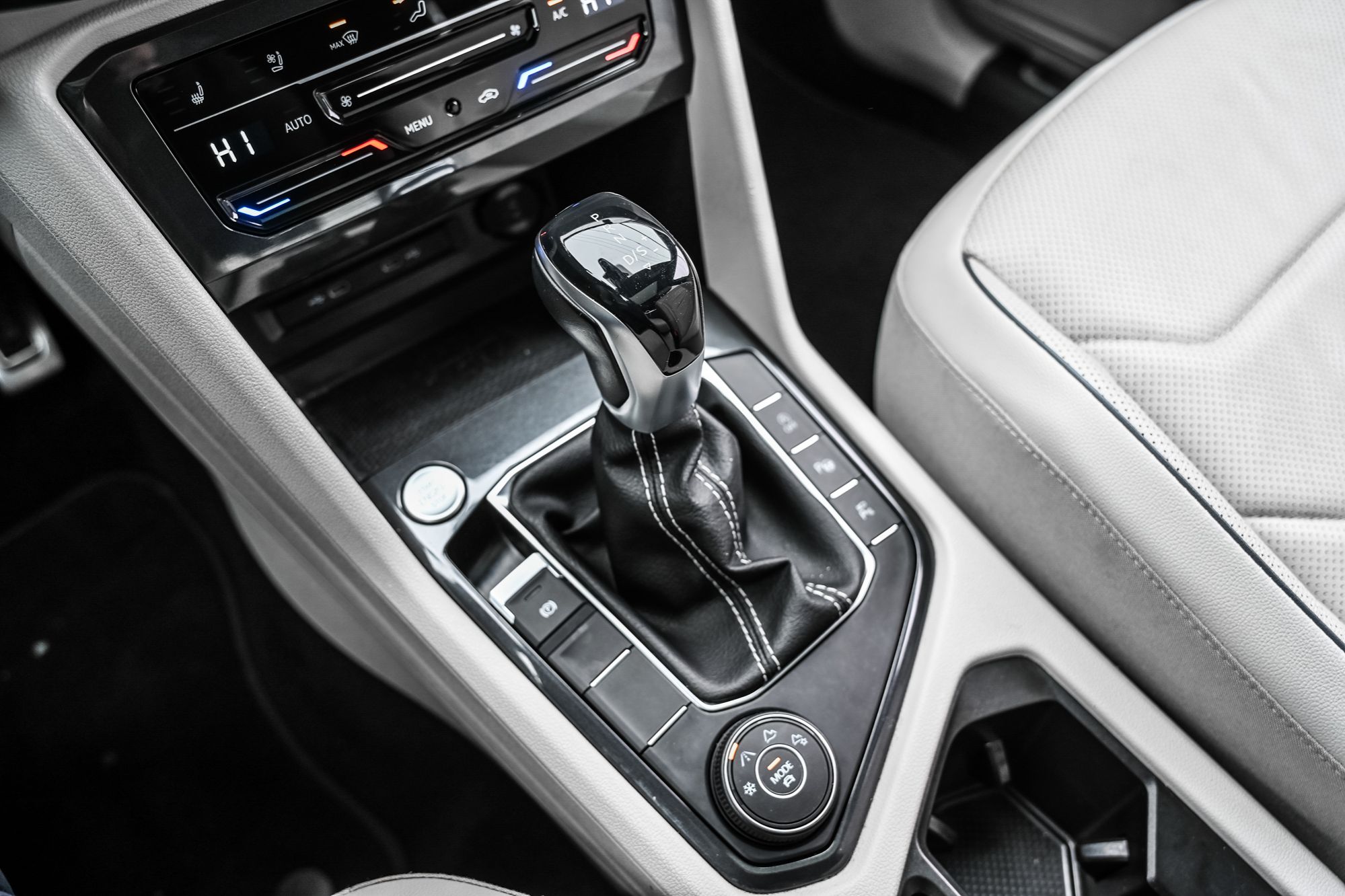 Volkswagen Tiguan  2022