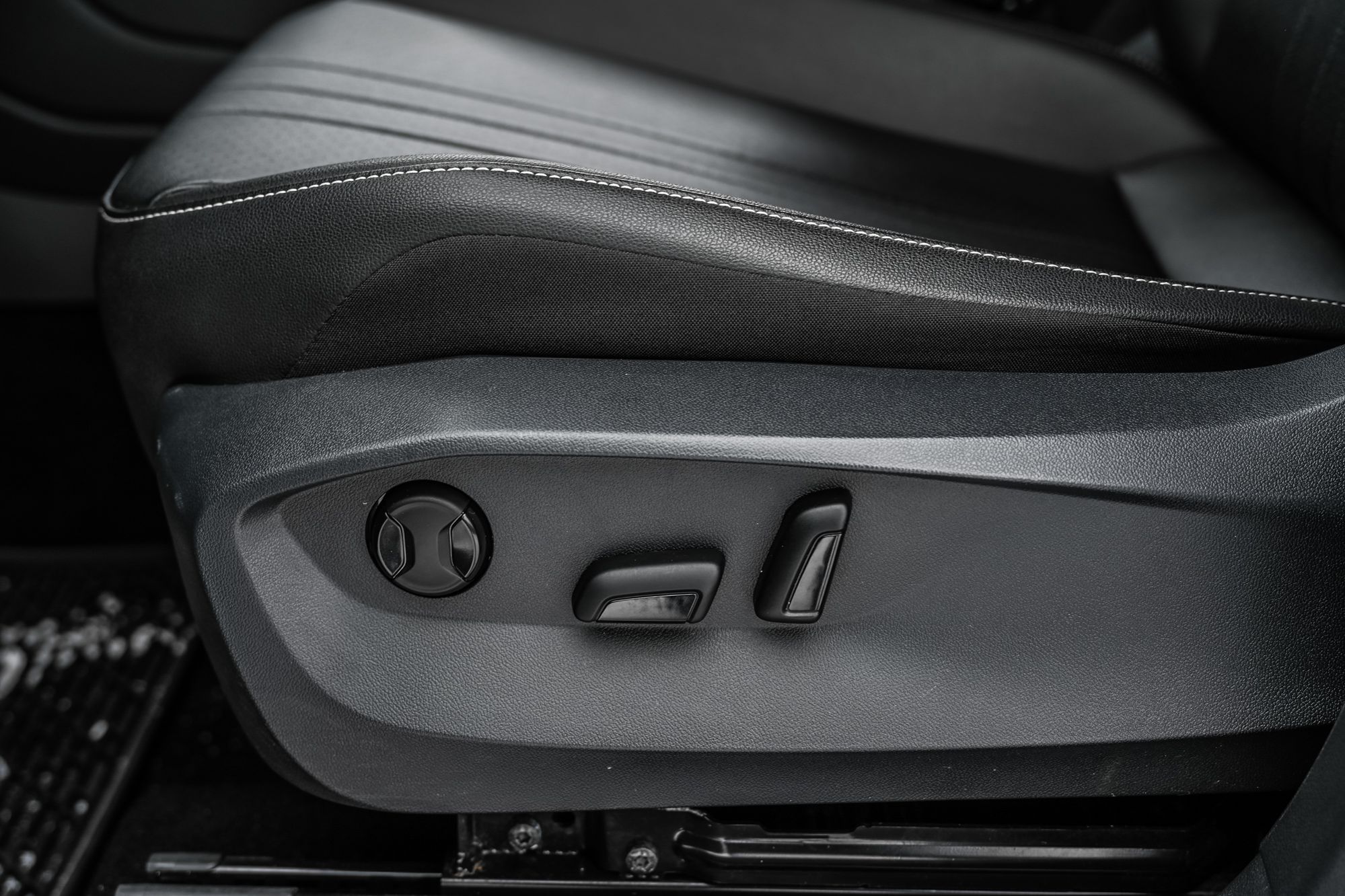 Volkswagen Tiguan  2022