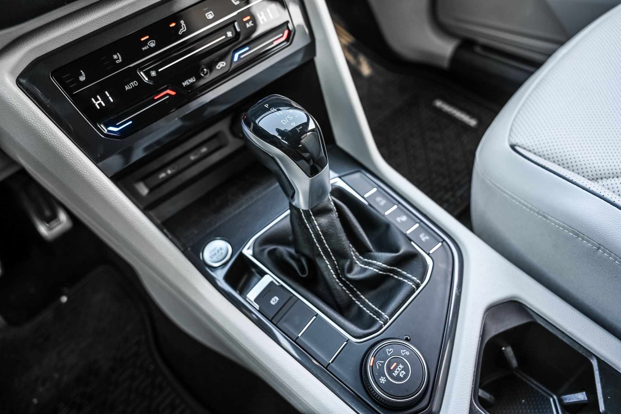 Volkswagen Tiguan  2022