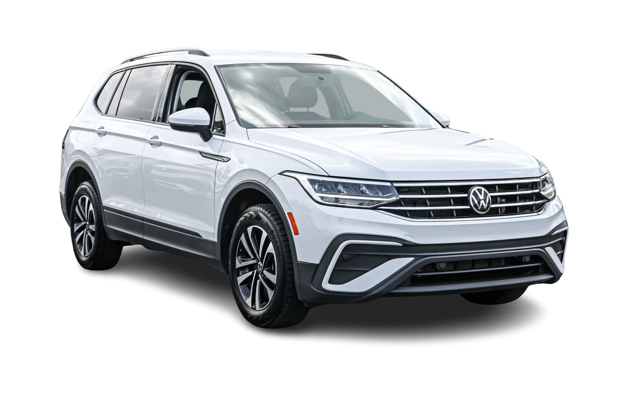 Photo 2022 Volkswagen Tiguan Trendline #3