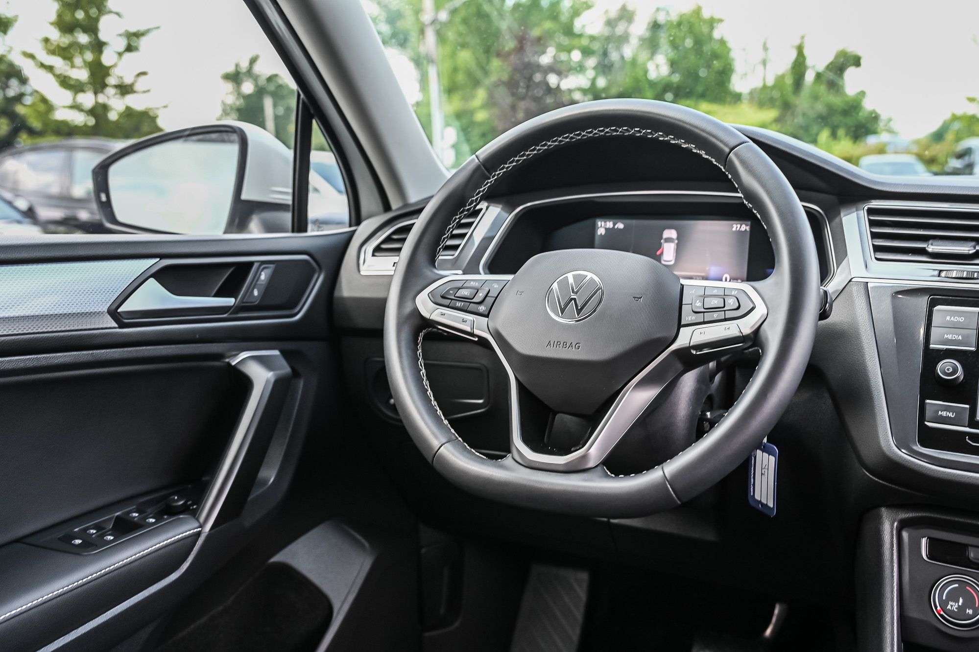 Volkswagen Tiguan  2022 à Saint-Bruno-de-Montarville, Québec