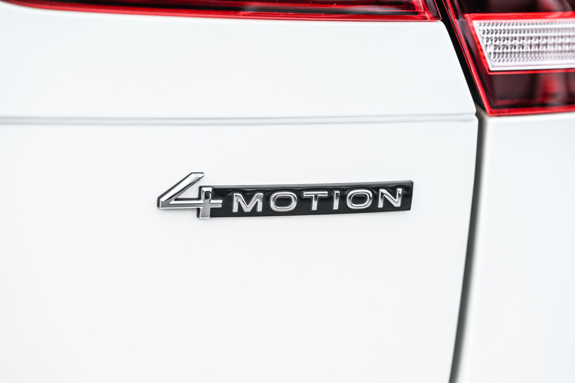 Photo 2022 Volkswagen Tiguan Trendline #8