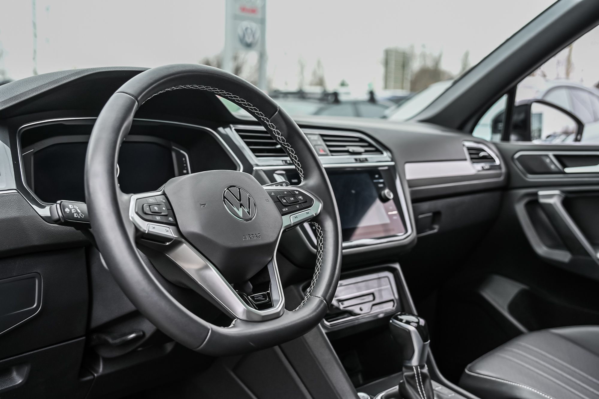 Volkswagen Tiguan  2023