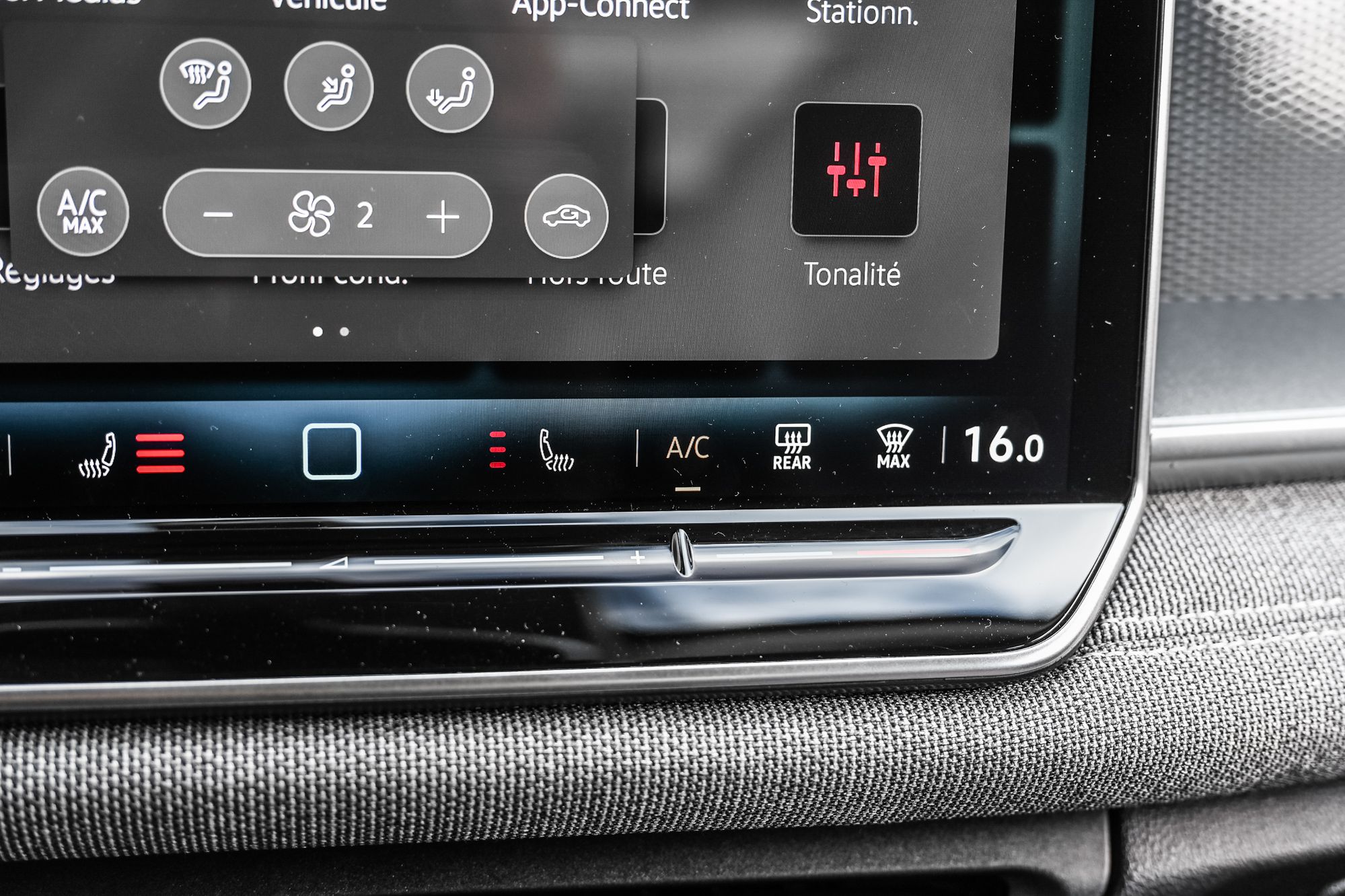 2025 Volkswagen Tiguan in Saint-Bruno-de-Montarville, Quebec