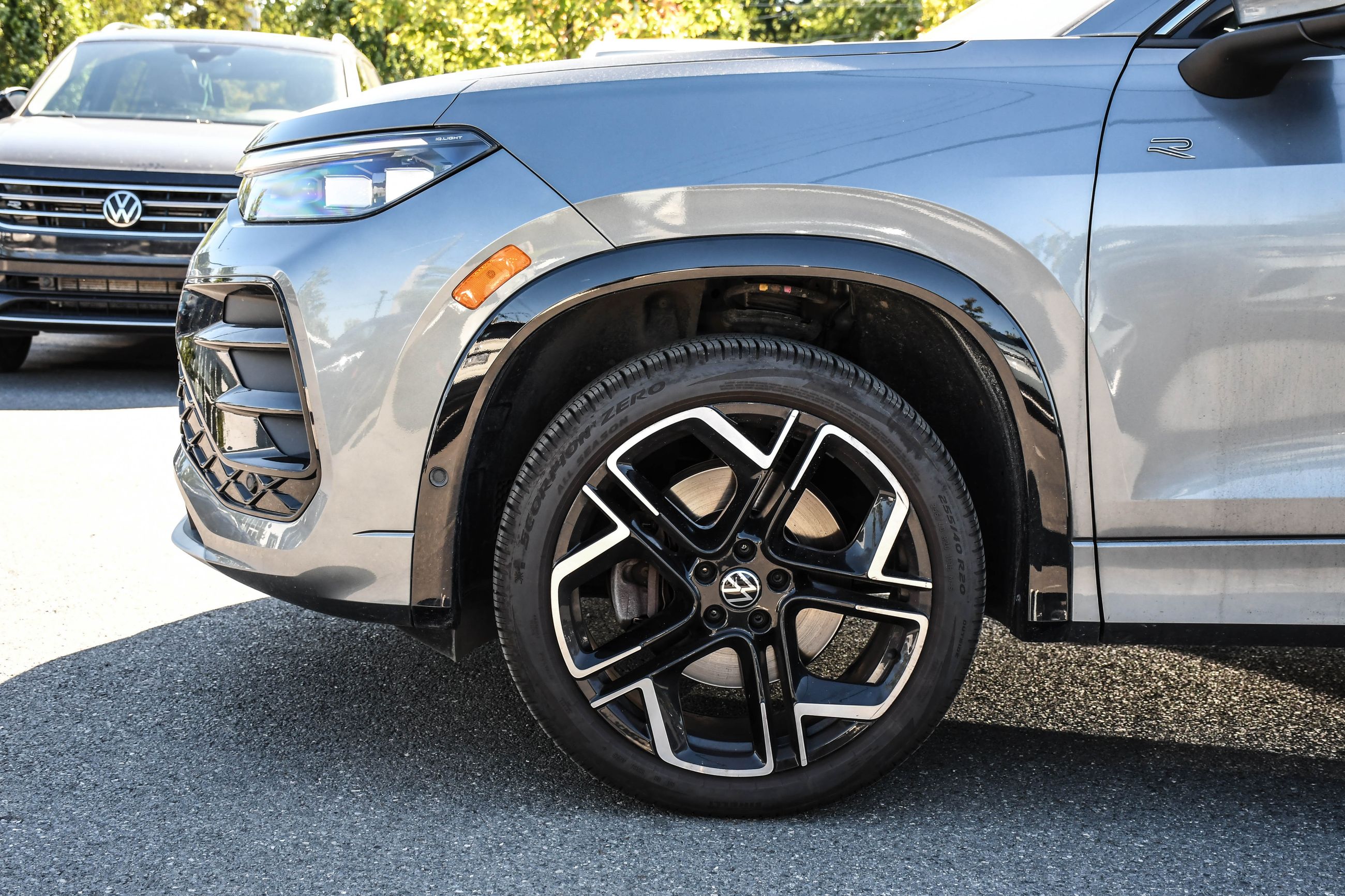 Photo 2025 Volkswagen Tiguan Highline R-Line | Interieur Cuir | Toit Pano #5