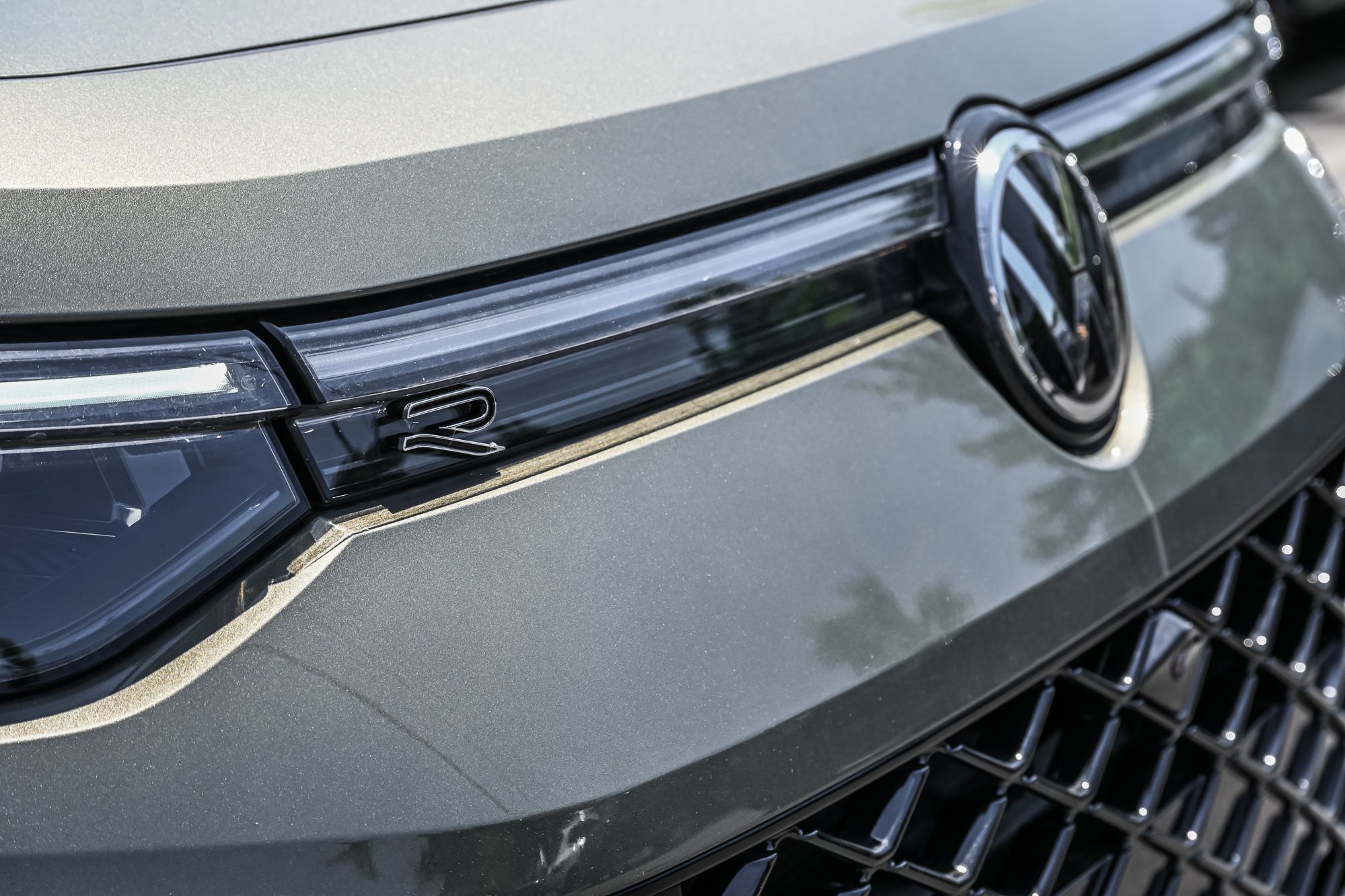 Photo 2026 Volkswagen Tiguan Highline Turbo R-Line | Cuir | Toit ouvrant | App #5