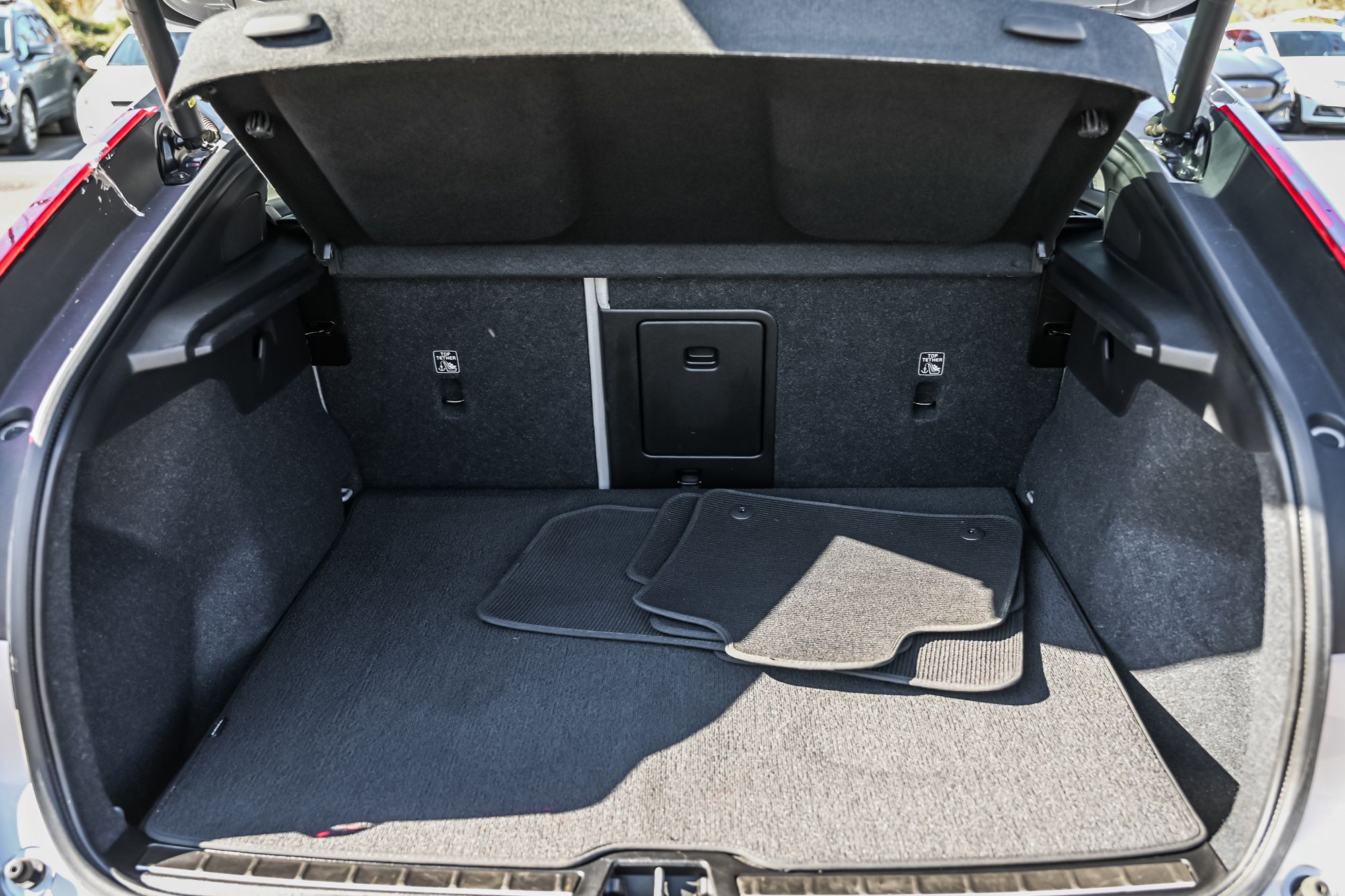 2023 Volvo C40 Recharge Pure Electric