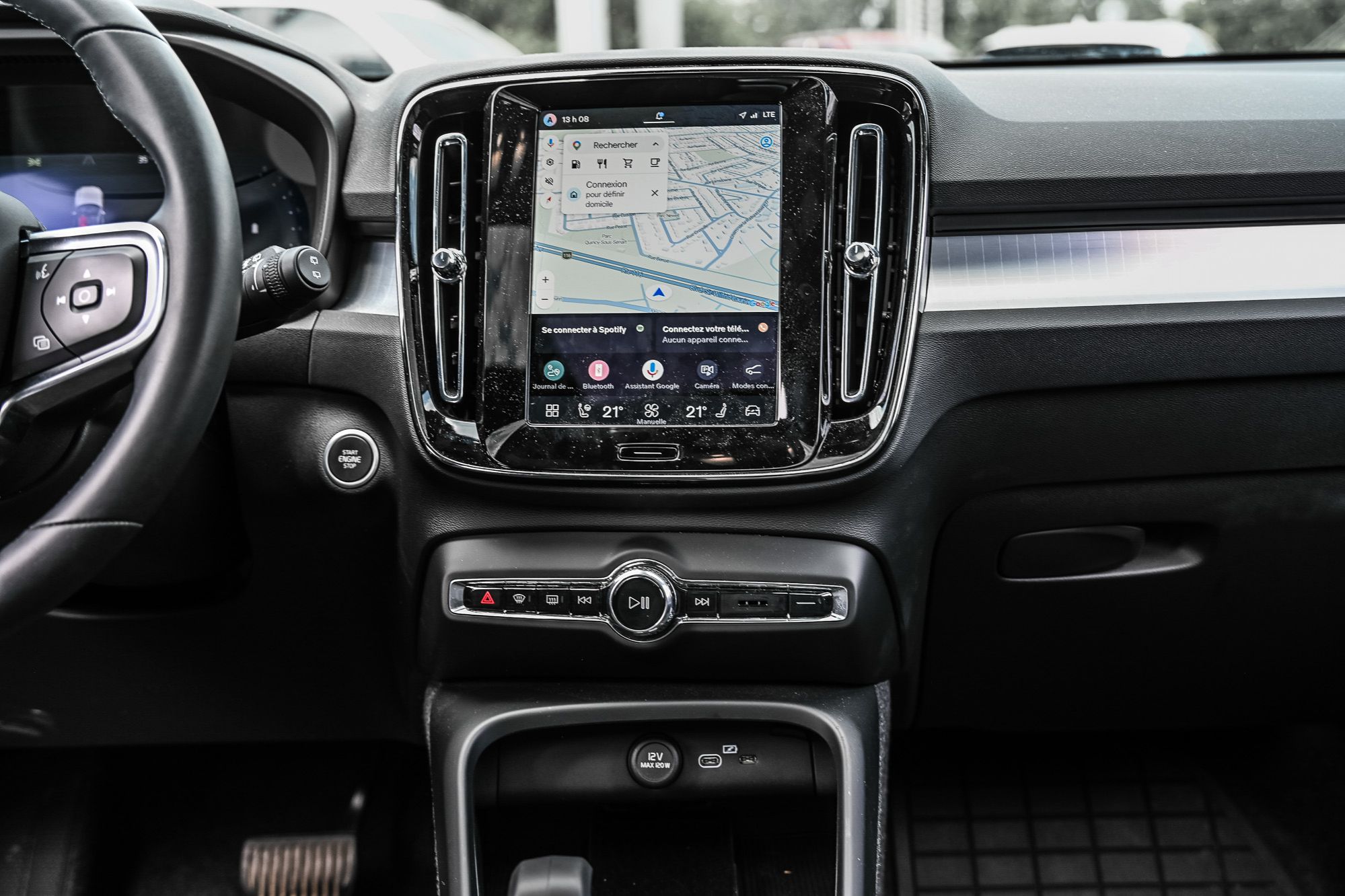 2026 Volvo XC40 in Saint-Bruno-de-Montarville, Quebec