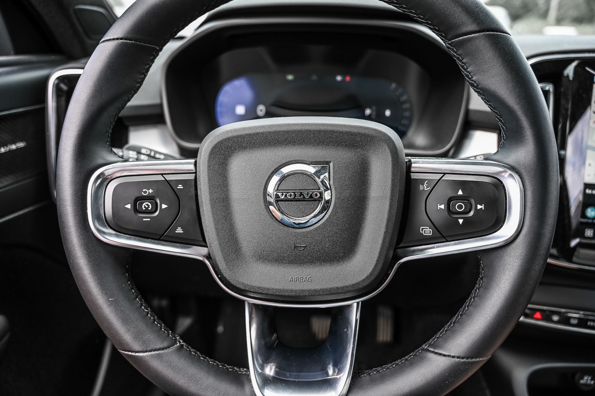 2026 Volvo XC40 in Saint-Bruno-de-Montarville, Quebec