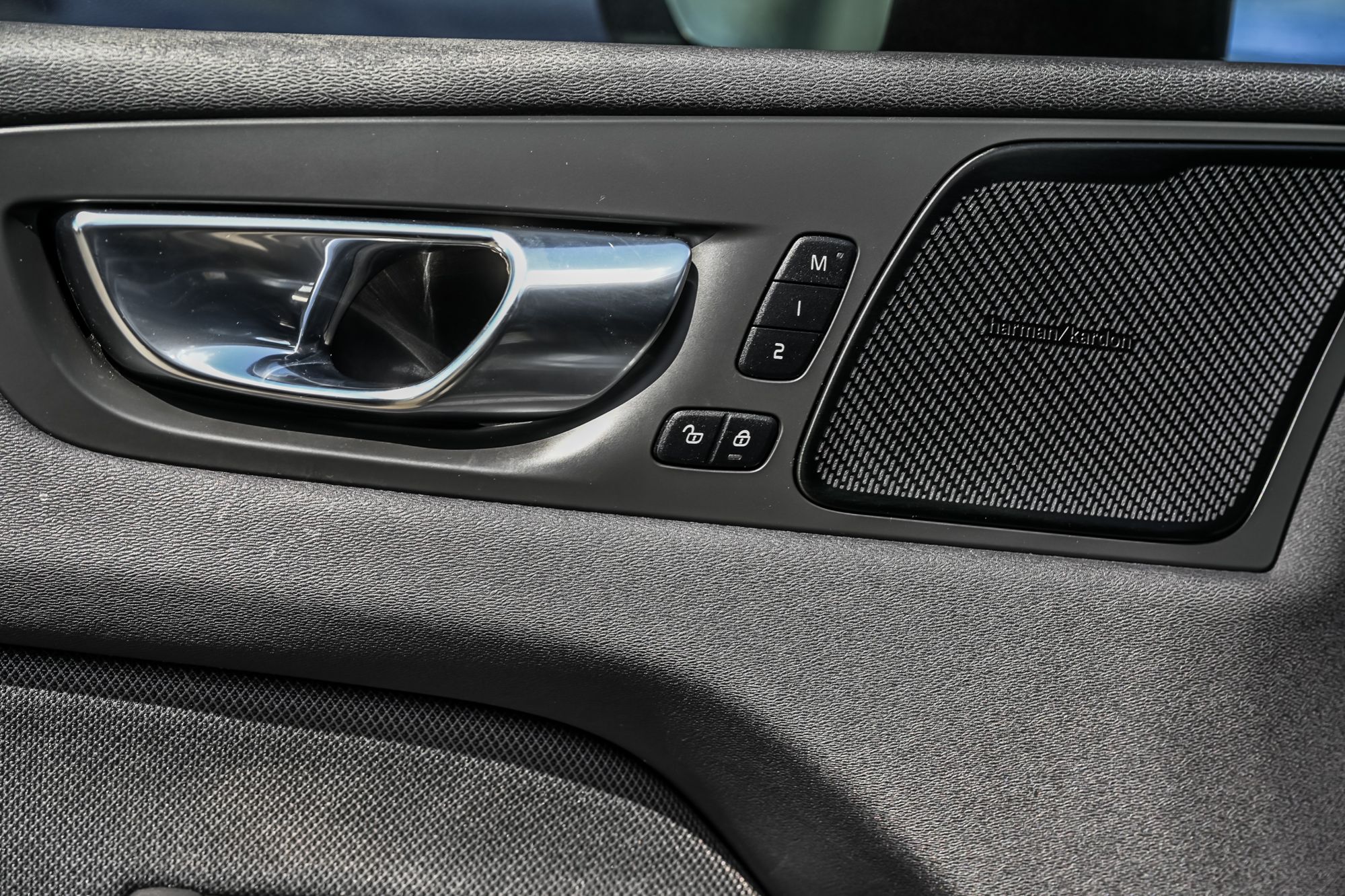 2021 Volvo XC60 in Saint-Bruno-de-Montarville, Quebec