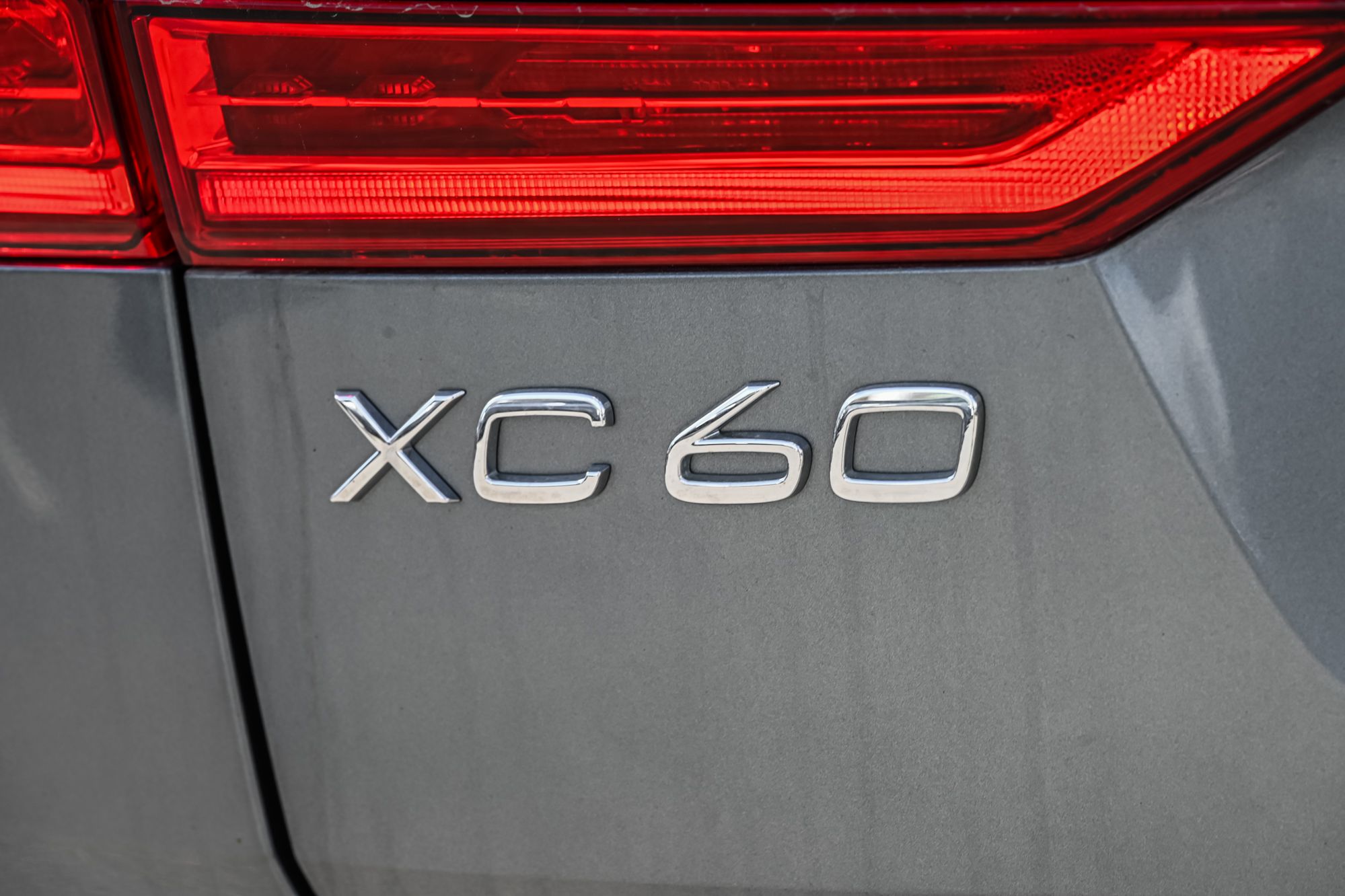 2021 Volvo XC60 in Saint-Bruno-de-Montarville, Quebec