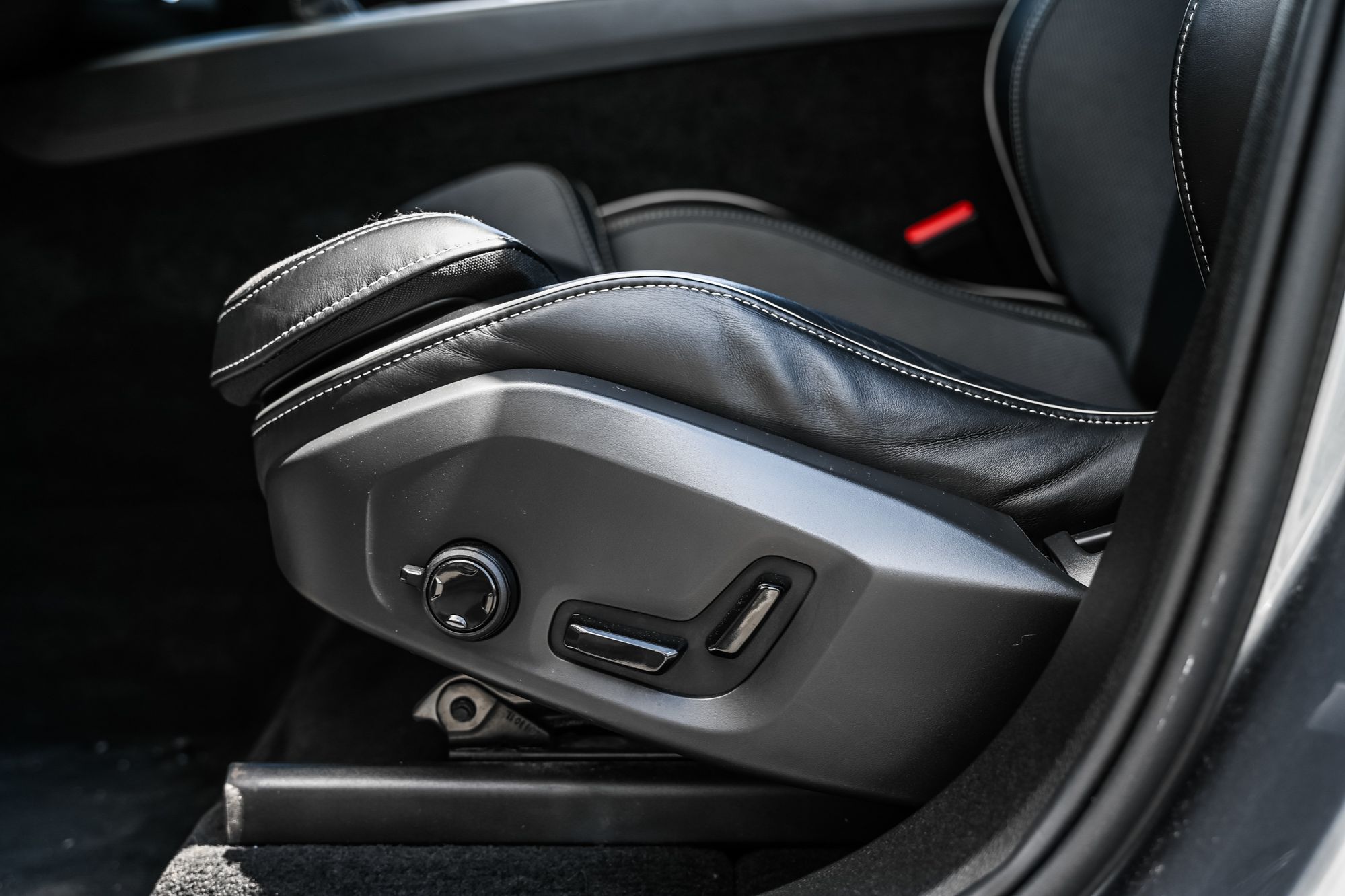 2021 Volvo XC60 in Saint-Bruno-de-Montarville, Quebec
