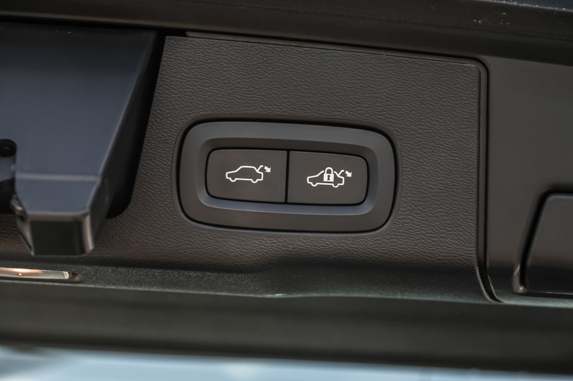 2021 Volvo XC60 in Saint-Bruno-de-Montarville, Quebec
