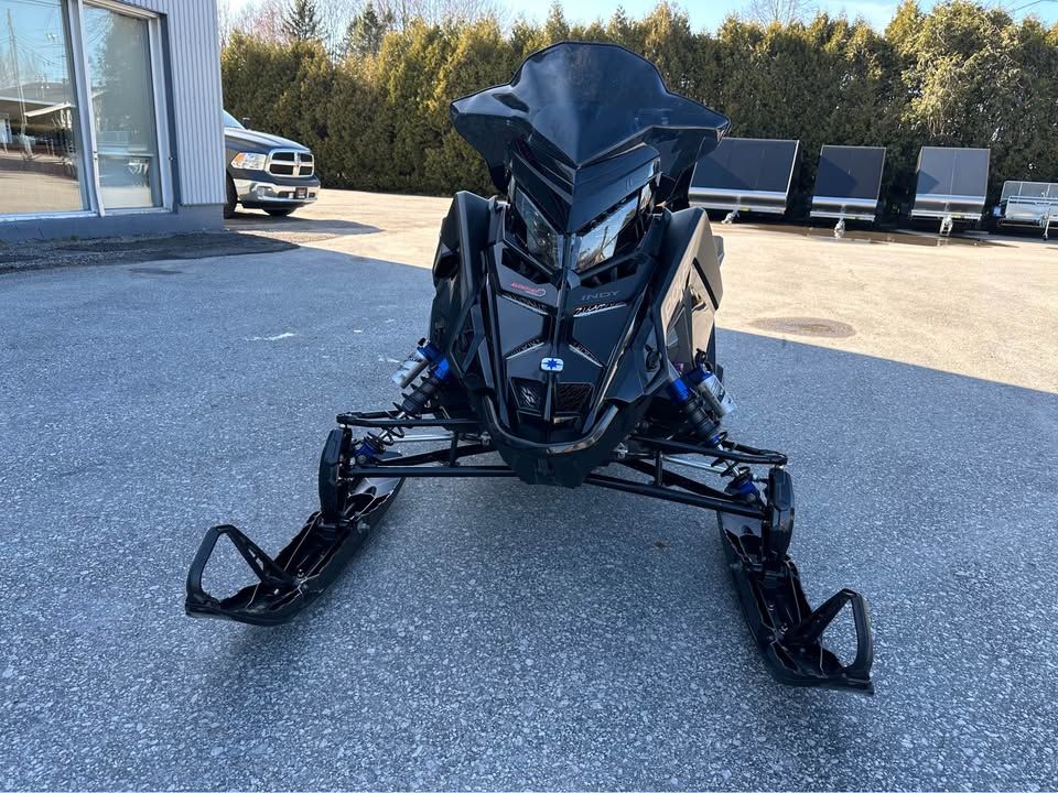 2023 Polaris 850 INDY VR1 137