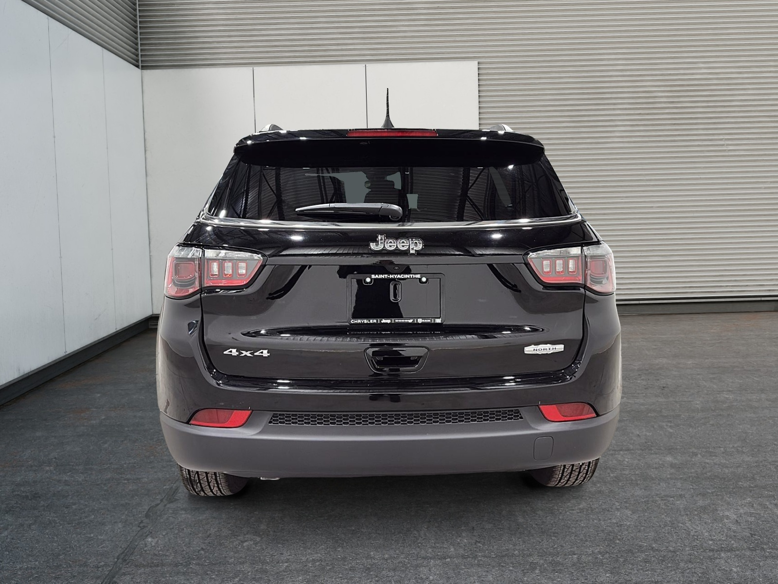Photo 2026 Jeep Compass NORTH #3
