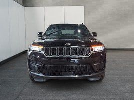Photo 2026 Jeep Grand Cherokee LAREDO X #4
