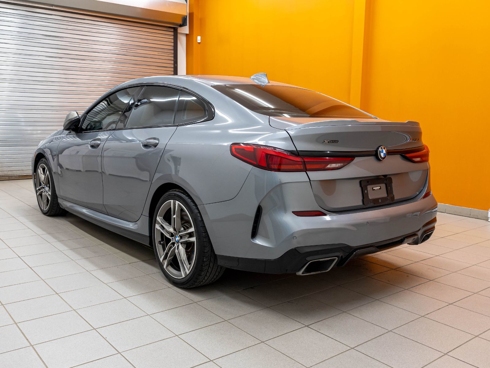 BMW 2 Series 2023 — photo 8