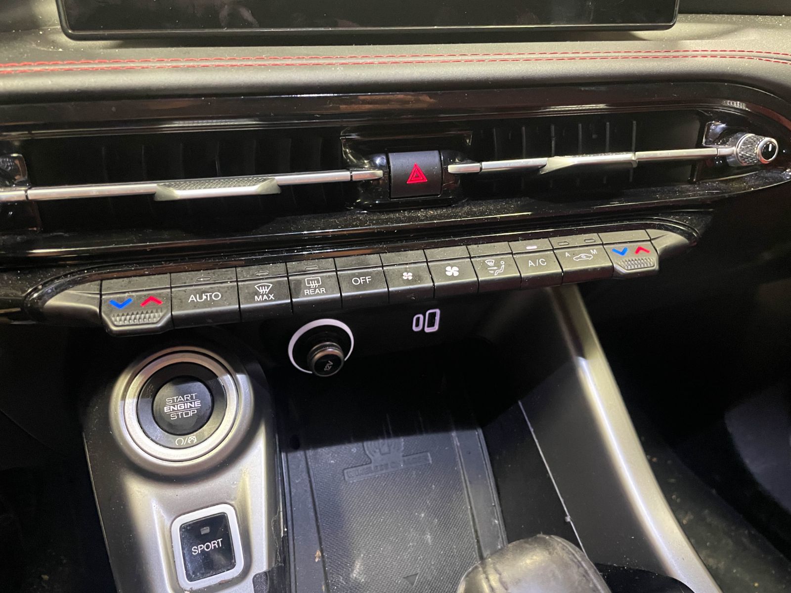 Dodge Hornet 2024 — photo 8