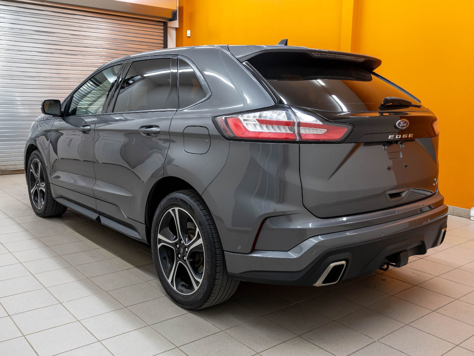 Ford Edge 2022 — photo 7