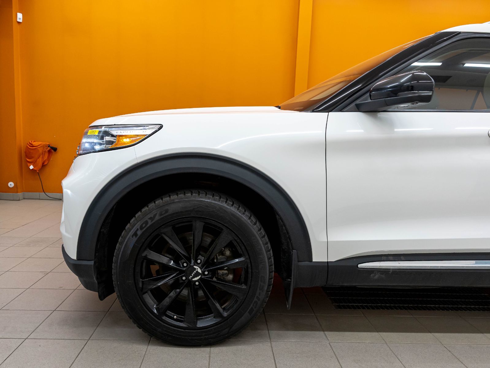 Ford Explorer 2022 — photo 6