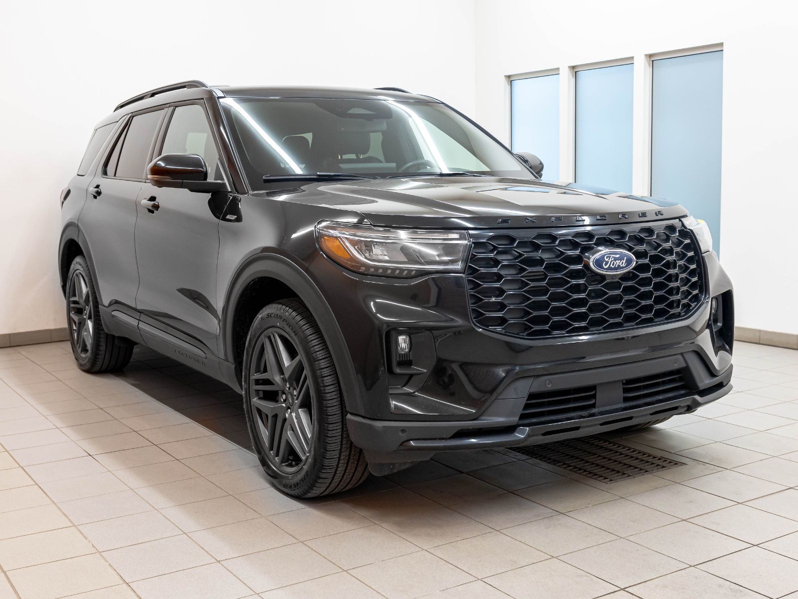 Ford Explorer 2025 — photo 7