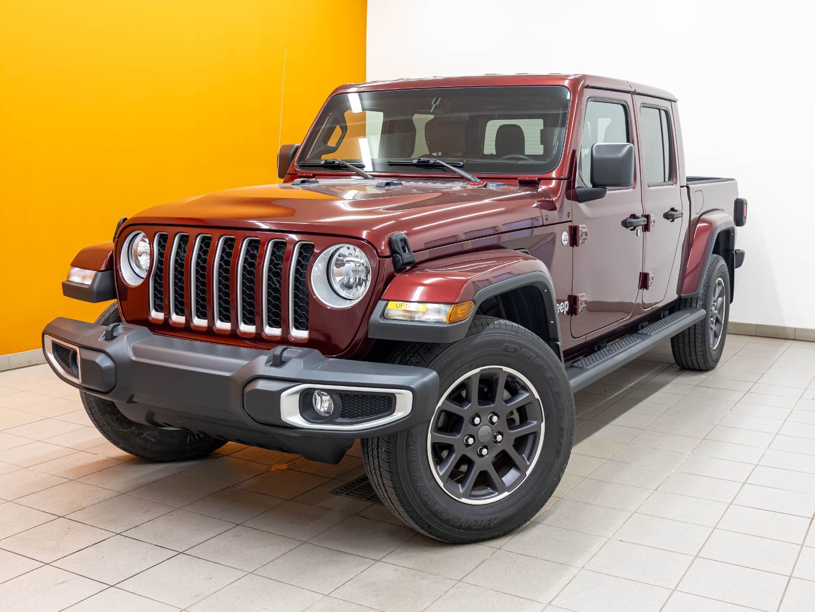 2021 Jeep Gladiator OVERLAND CREW 4X4 *CUIR* SIÈGES CHAUFF BEDLINER